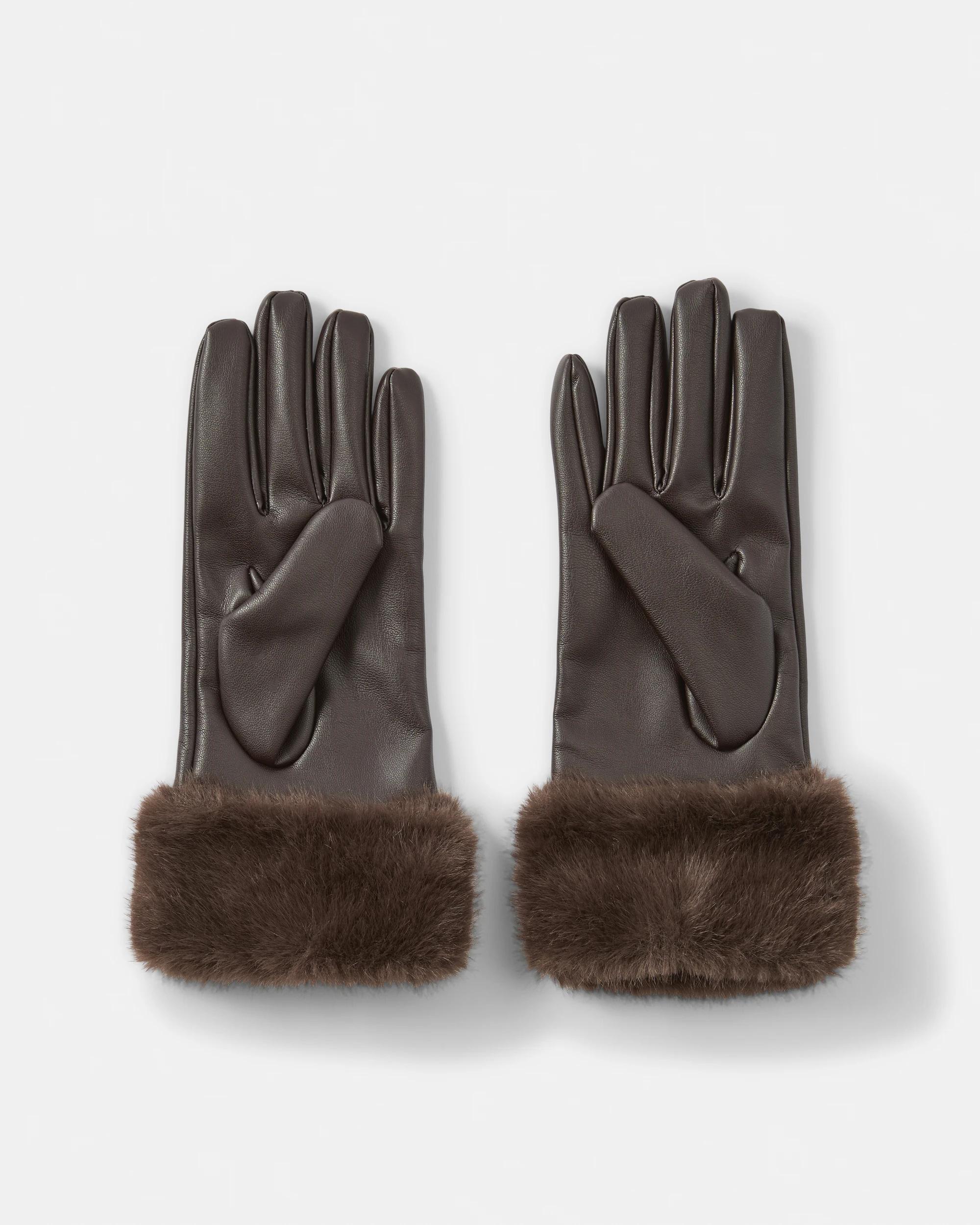 2 Faux Fur Gloves Chocolate, 2 of 3
