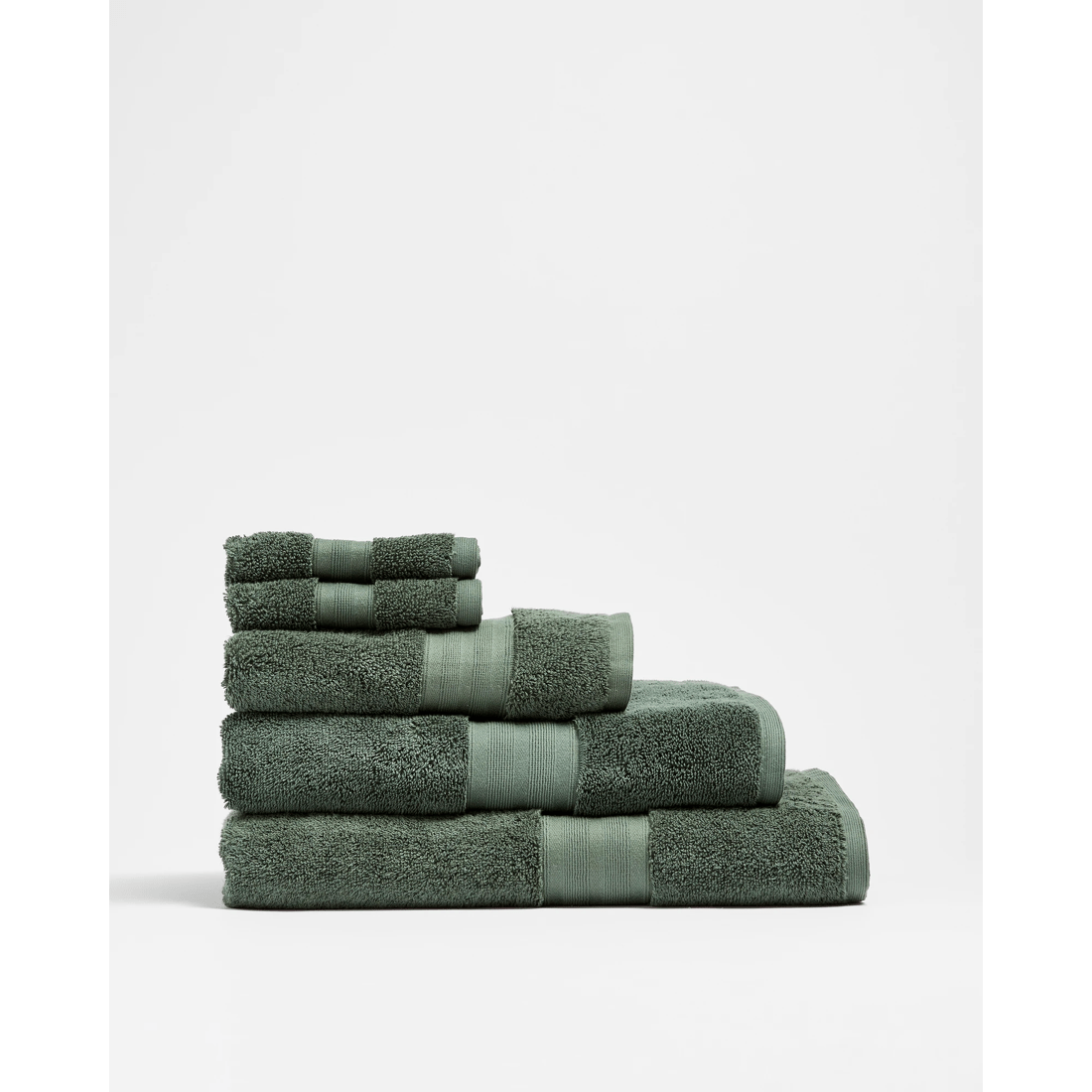 3 Grandeur Bath Towel
 - Green, 3 of 3