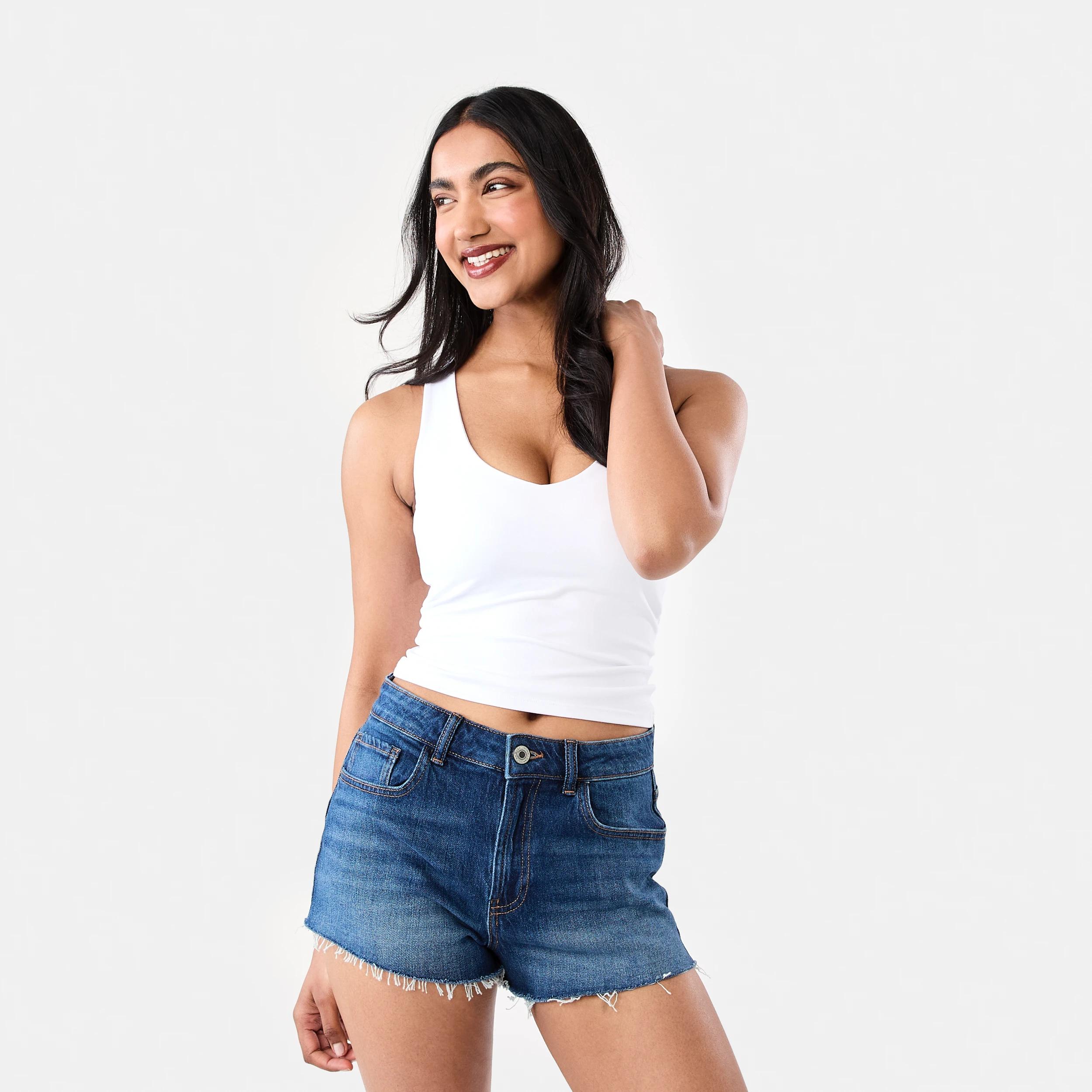 6 Contour V-Neck Shelf Tank White, 6 of 6