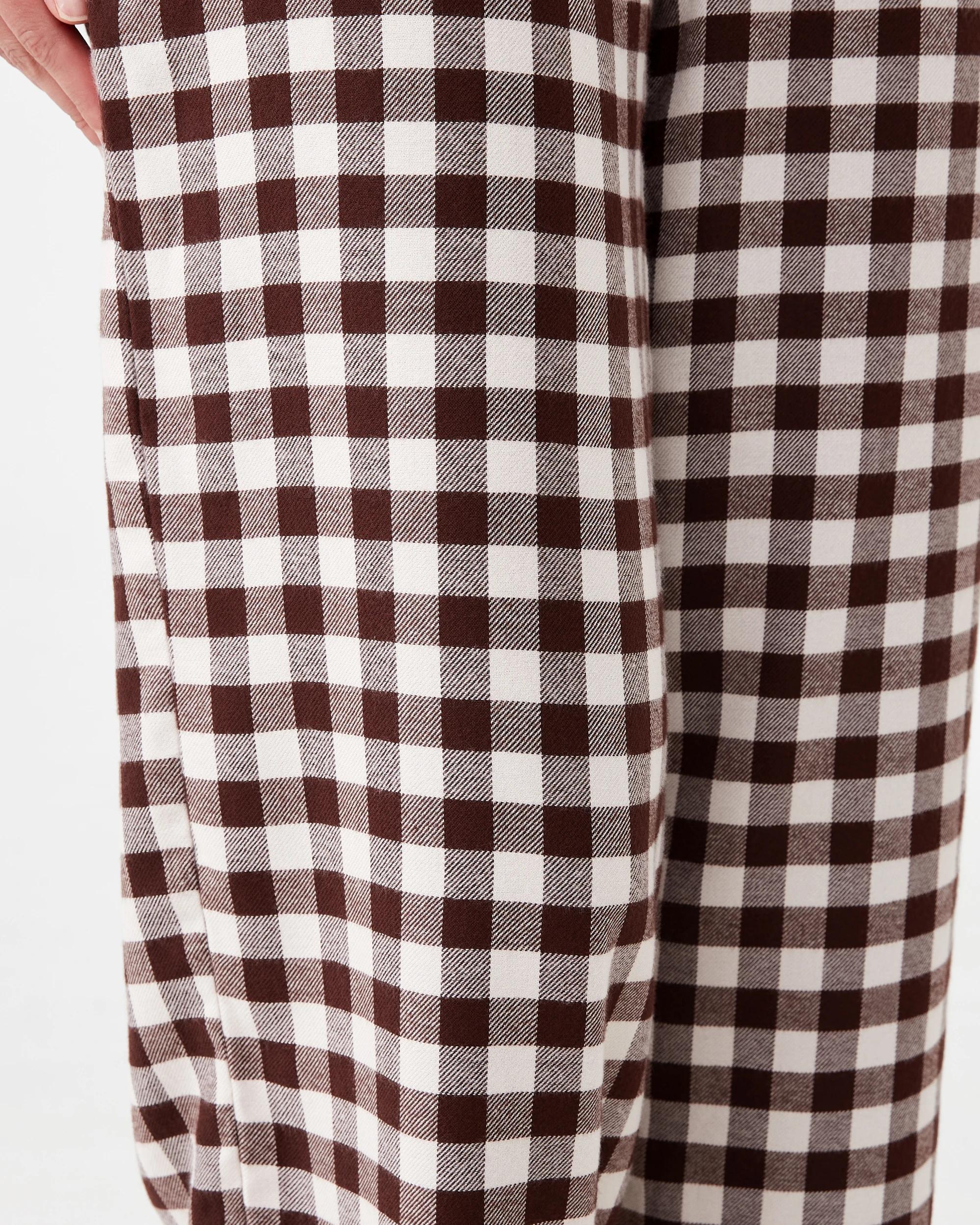 9 Sweat Top and Flannel Pants Pyjama Set Snug Club, 9 of 10