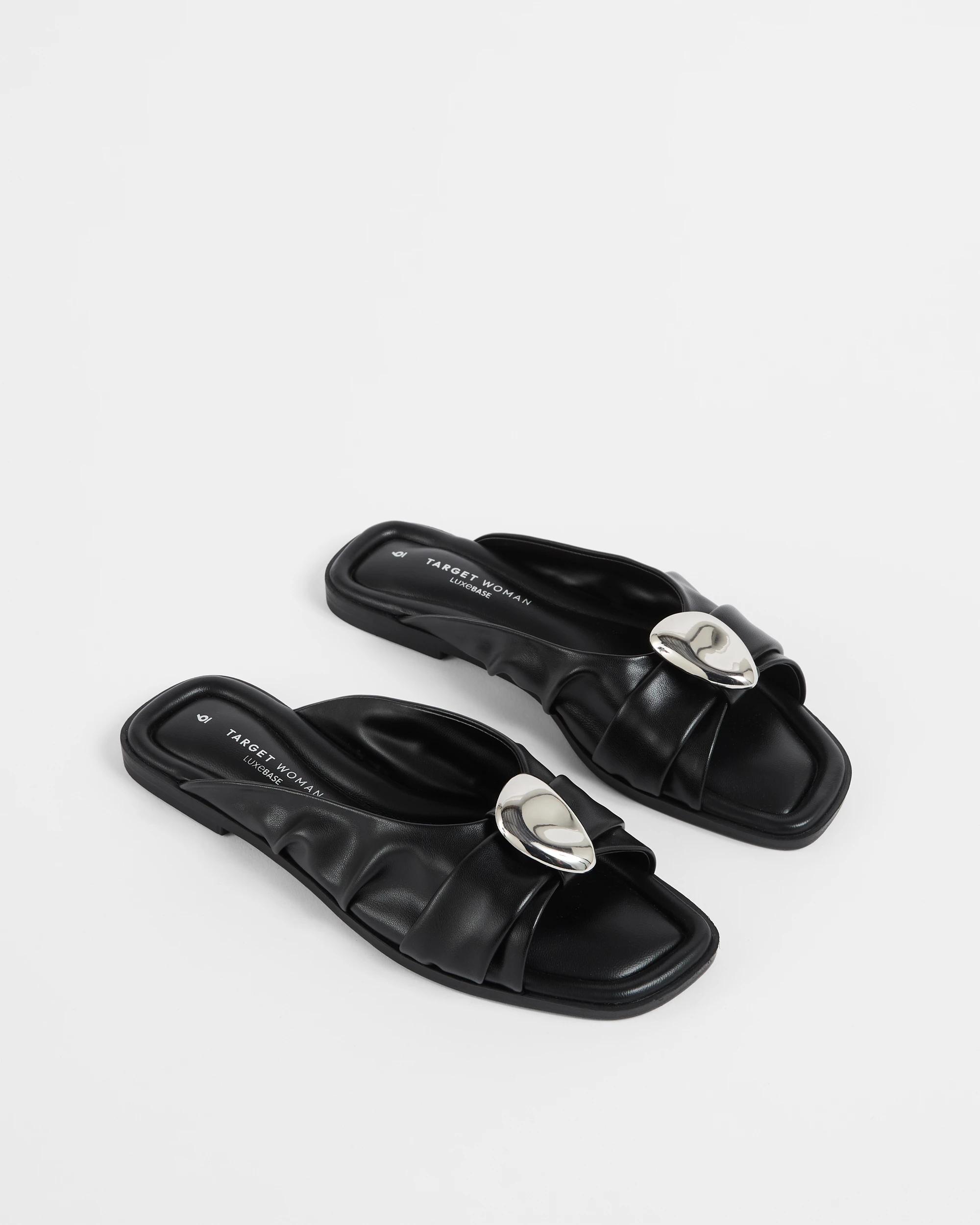 2 Target Woman Wrap Sides Flat Sandals BLACK, 2 of 3