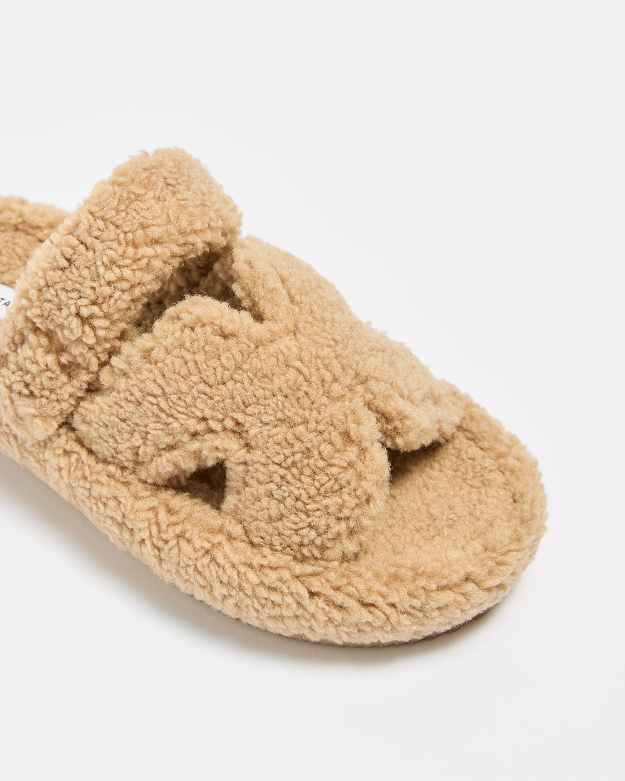 2 Target Womens Teddy Scuff Slipper - Harlow CARAMEL, 2 of 3