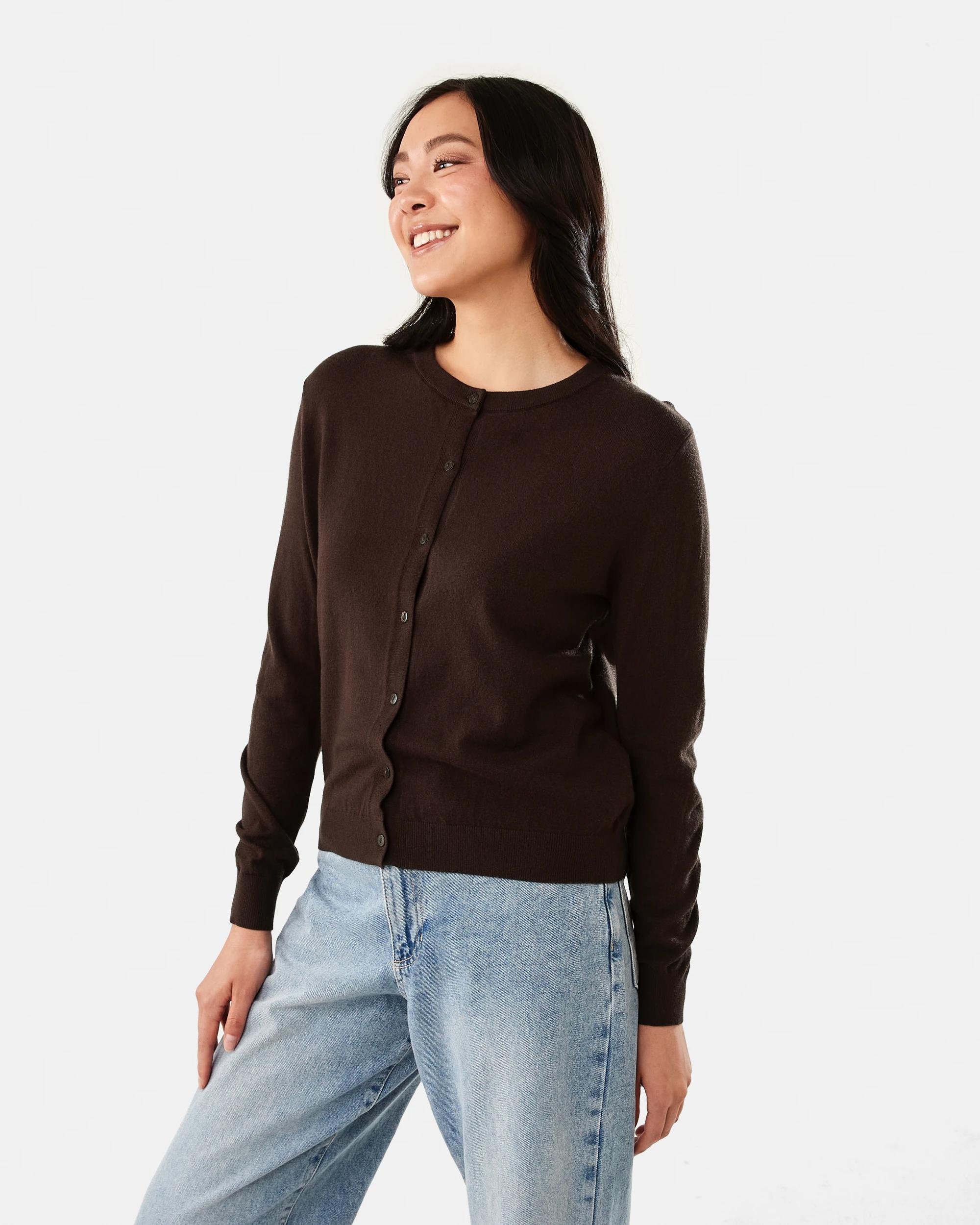 2 Lightweight Crew Neck Cardigan Melt Brown, 2 of 6