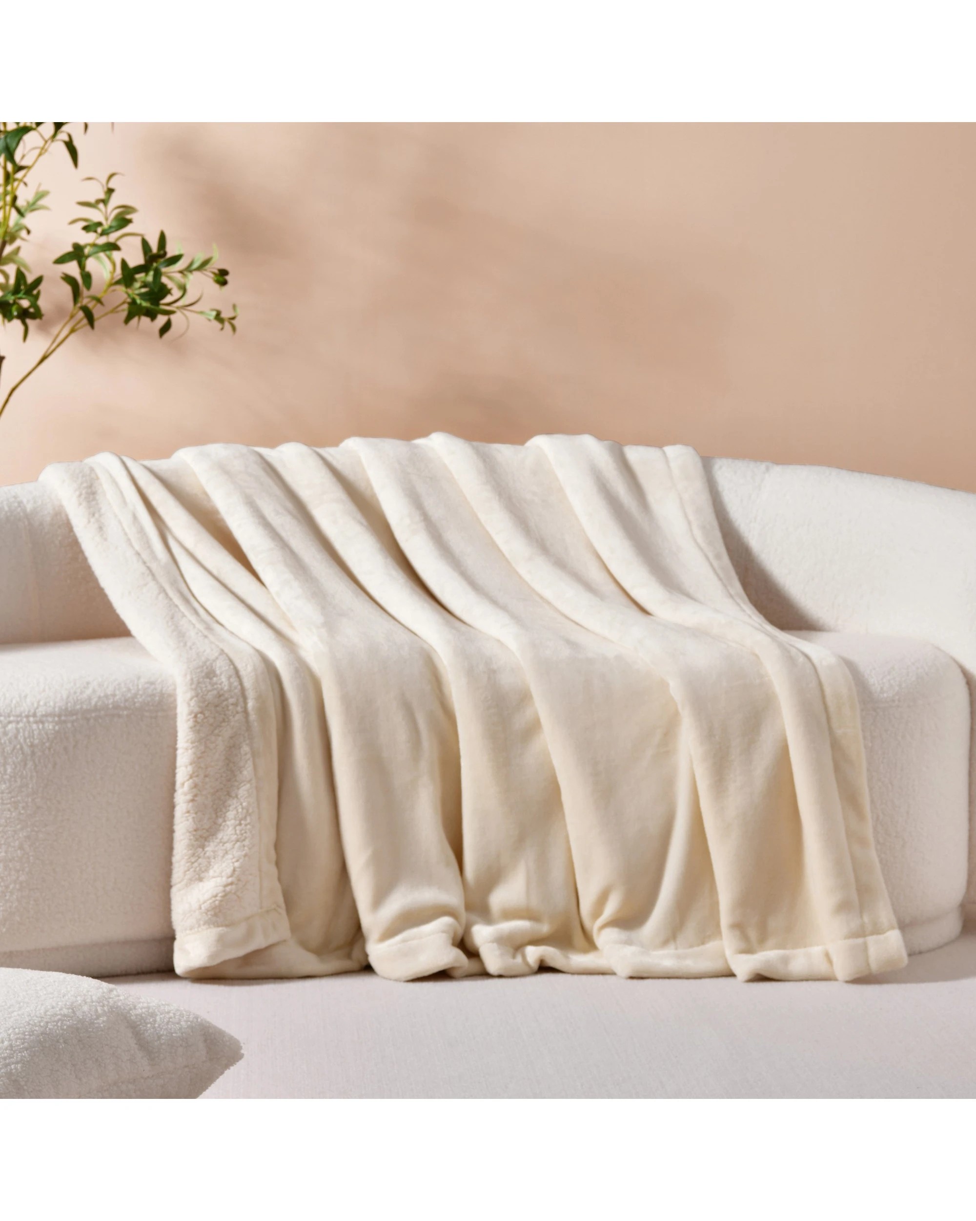 1 Serene Hudson Fleece and Sherpa Reverse Throw Blanket 130x170cm - Cream, 1 of 5