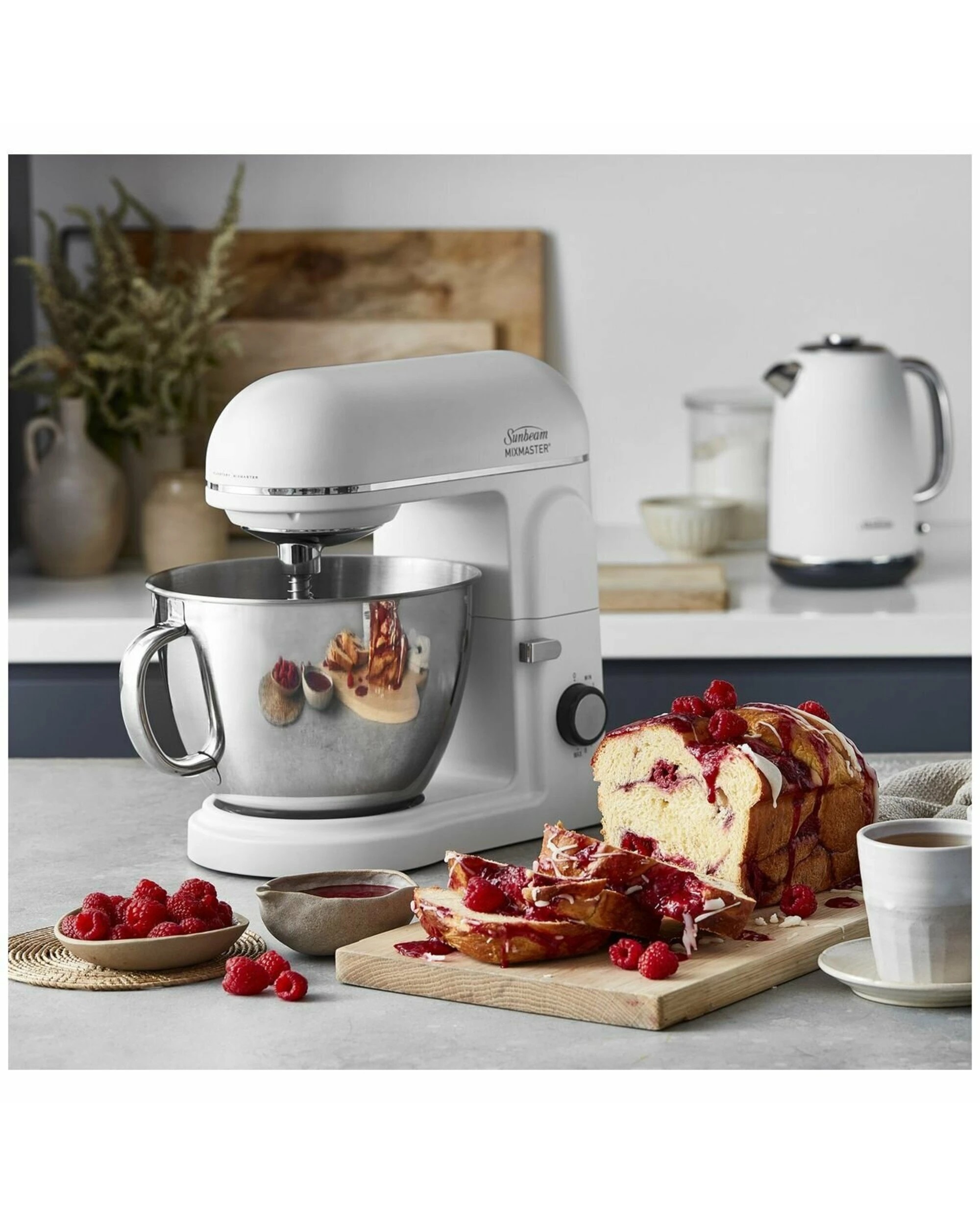 4 Sunbeam Mixmaster Stand Mixer White, 4 of 4