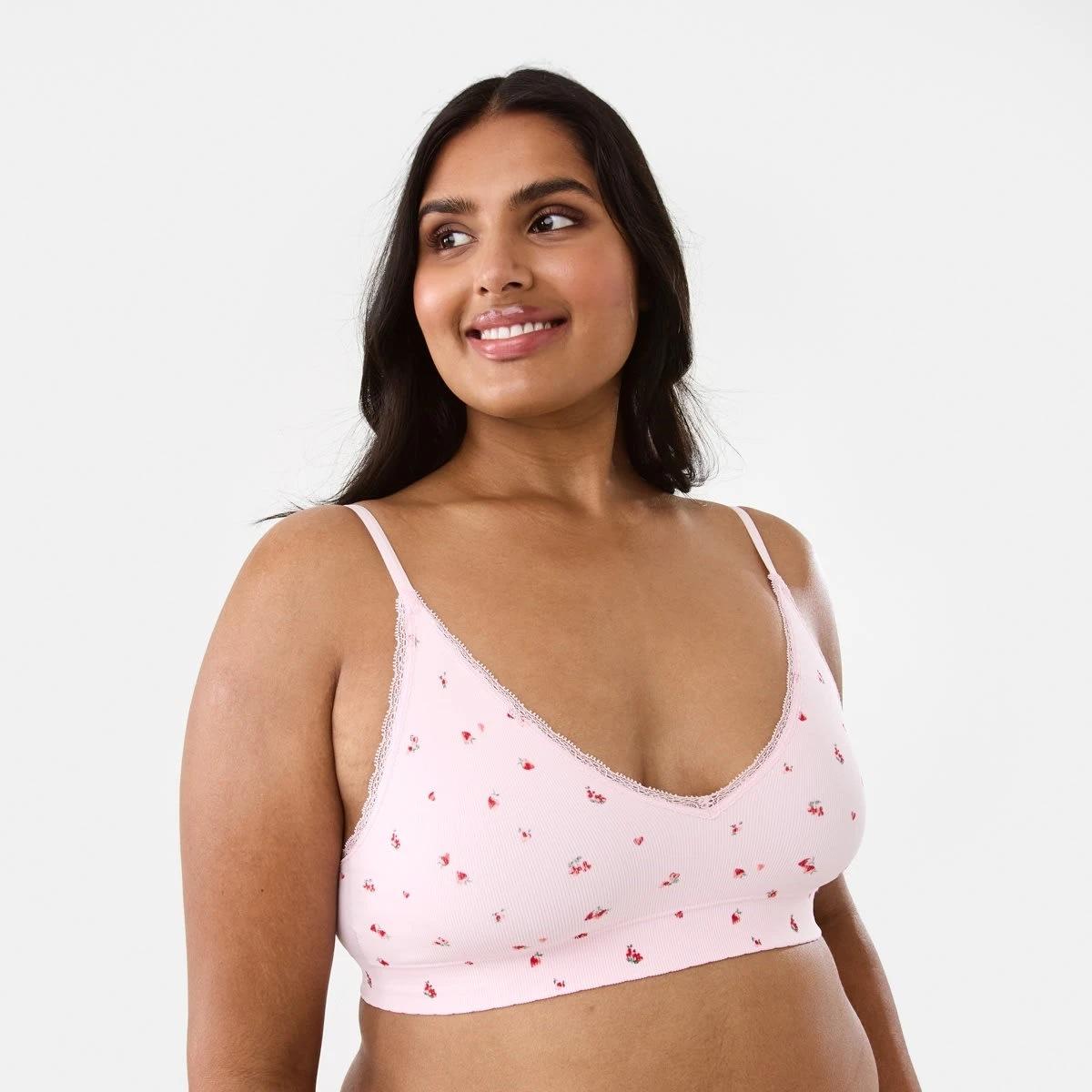 3 Seamfree Rib Bralette Love Frl, 3 of 10