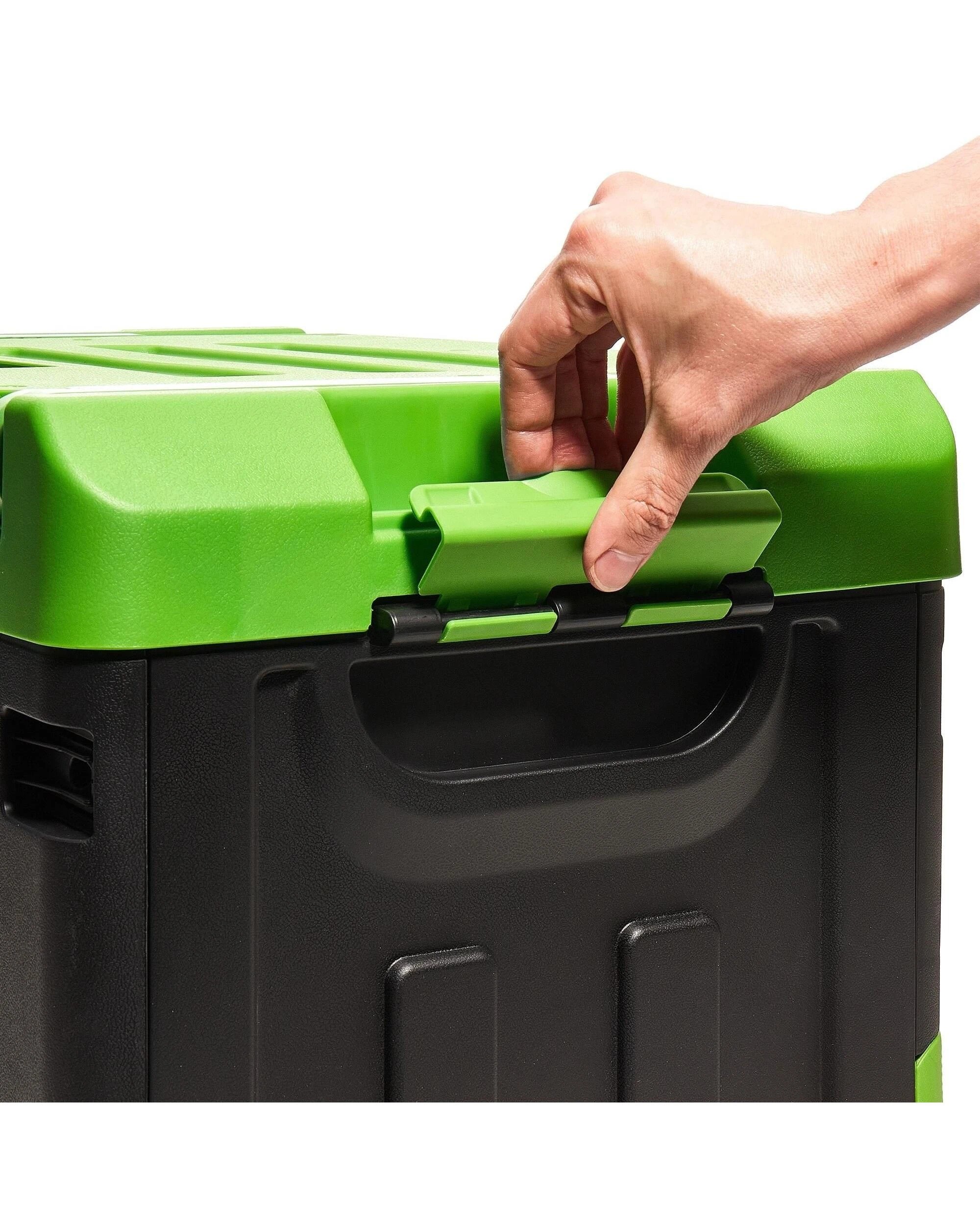 6 Numskull Minecraft Bedroom Storage Box With Folding Chair, 6 of 7