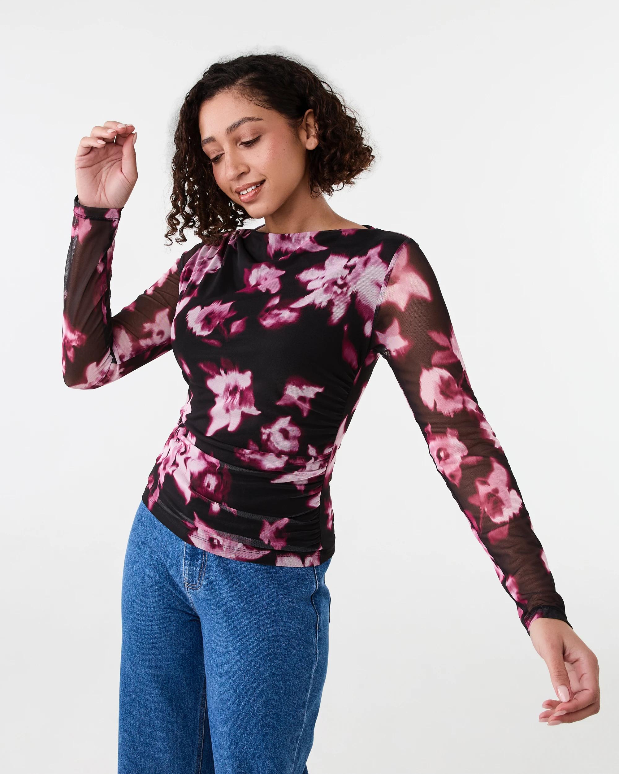 2 Long Sleeve Mesh Drape Top Blk Florl, 2 of 7