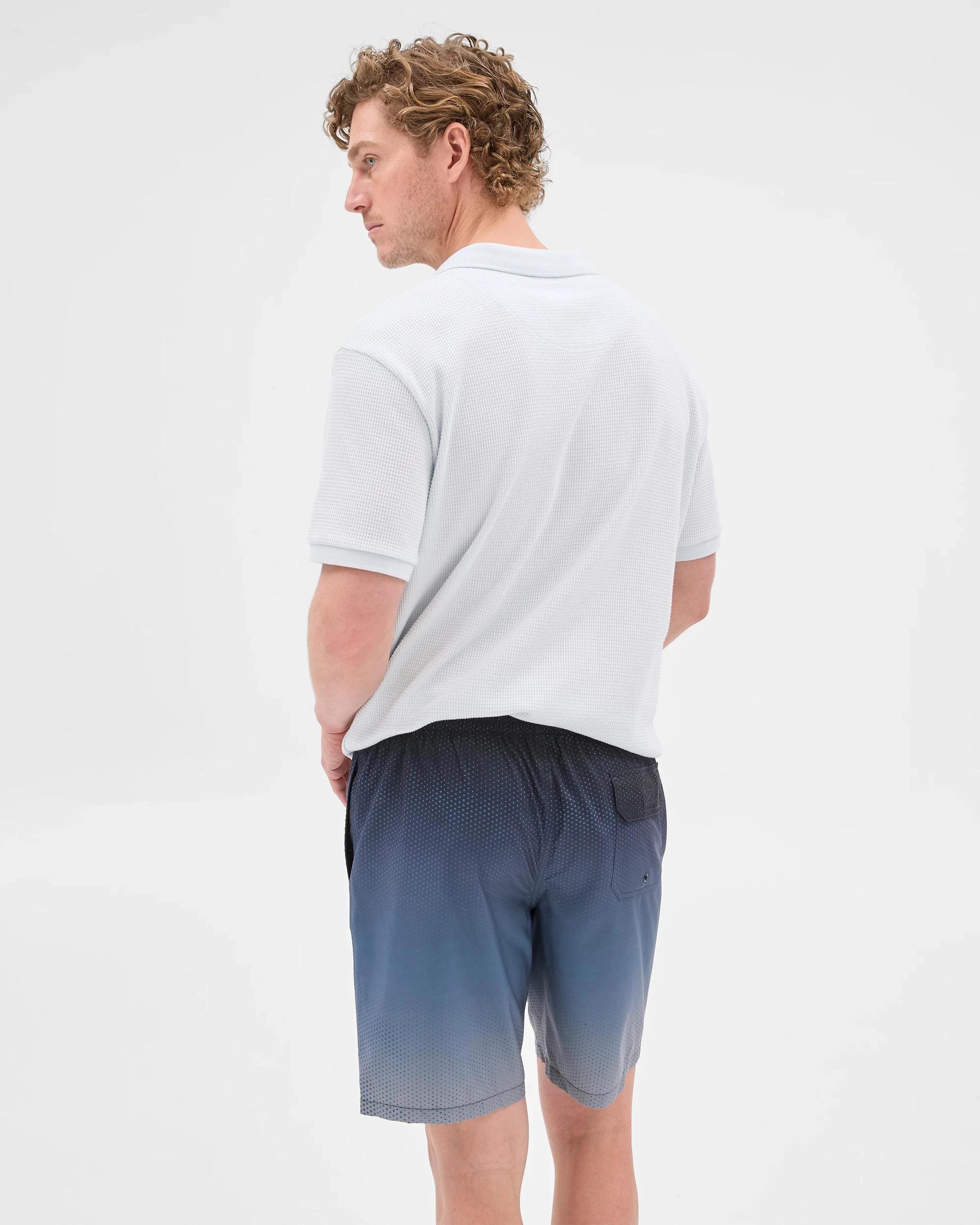 8 Target Gradient Boardshorts BLACK, 8 of 10