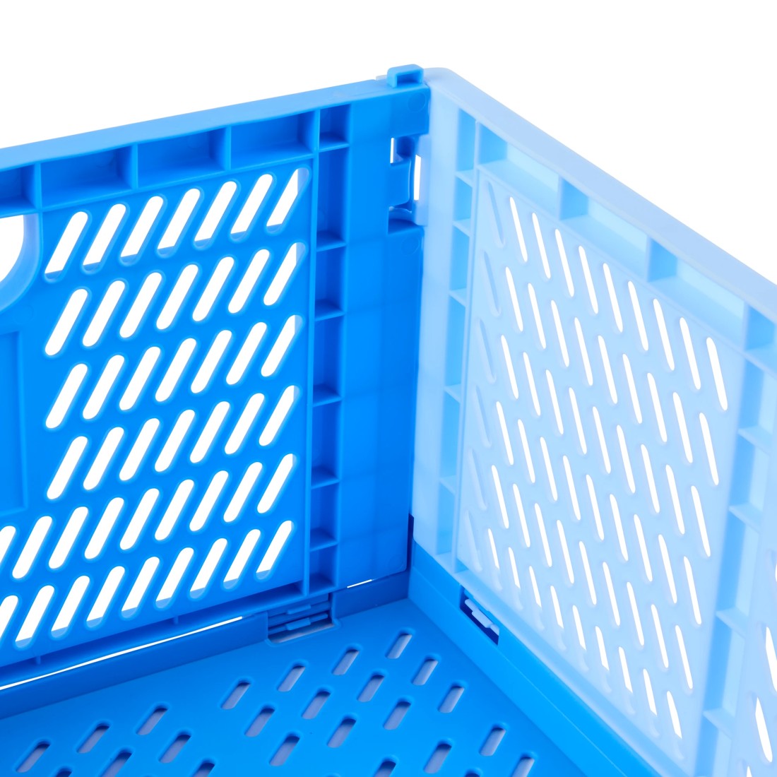8 15L Collapsible Crate - Medium, Blue, 8 of 10