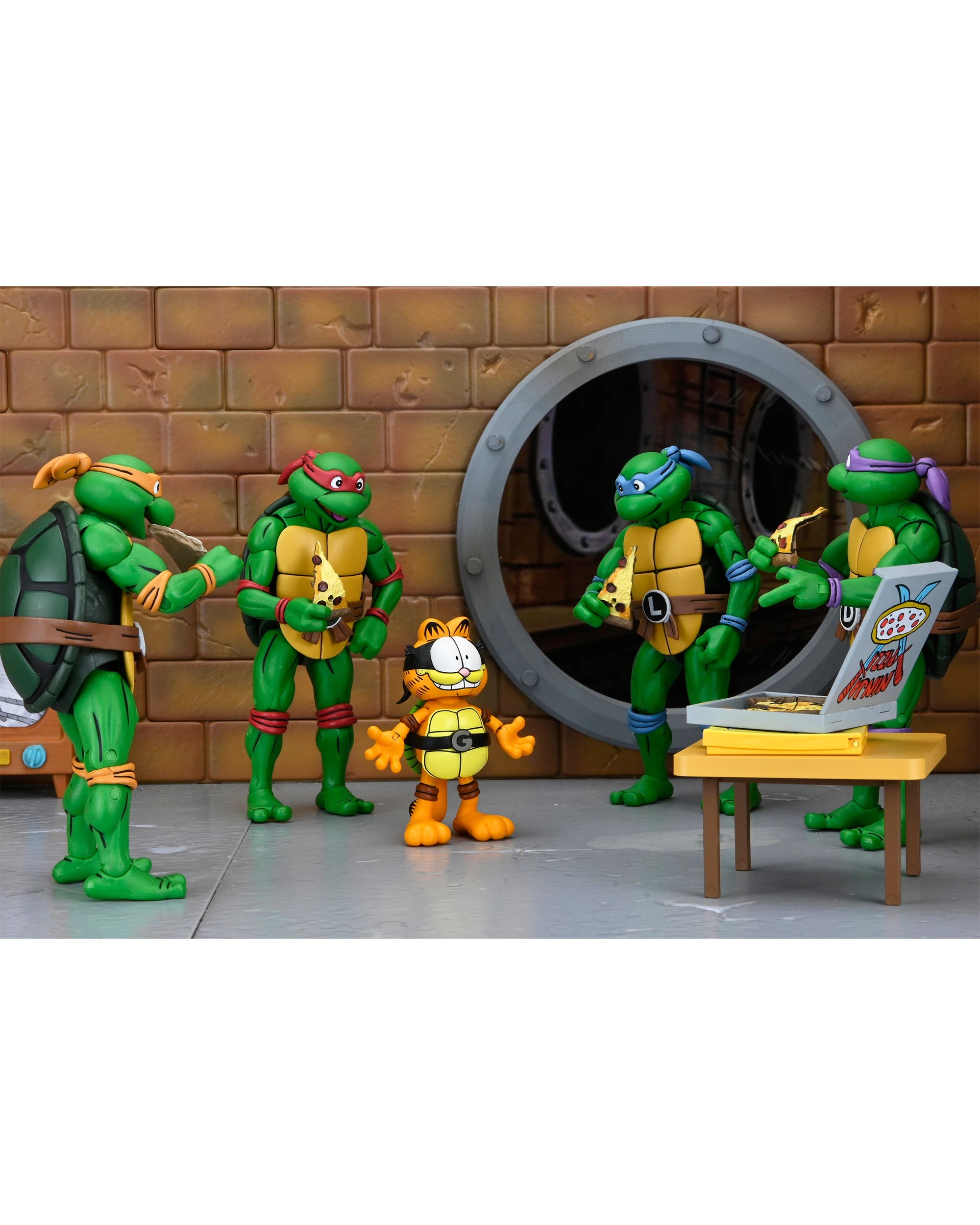 2 NECA TMNT x Garfield 7 - Inch Action Figures - Orange, 2 of 7