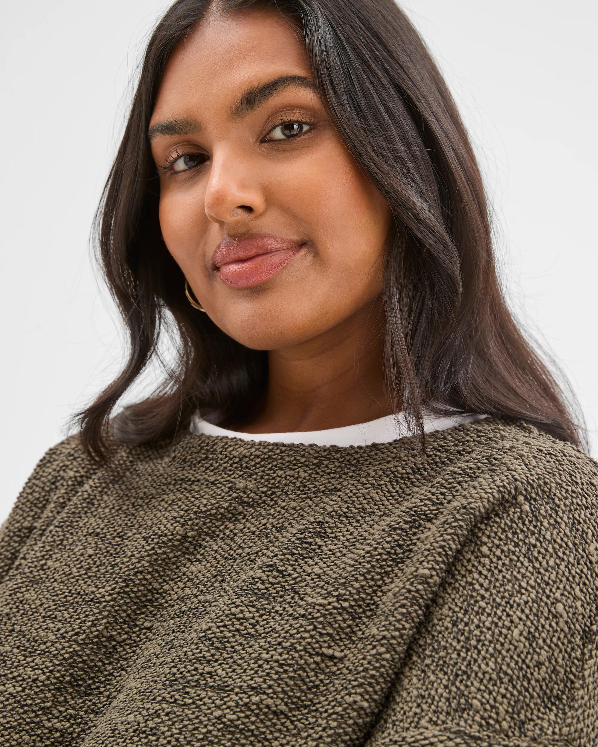 5 Target Curve Plus Size Australian Cotton Blend Curved Hem Textured Top OREGANO, 5 of 6