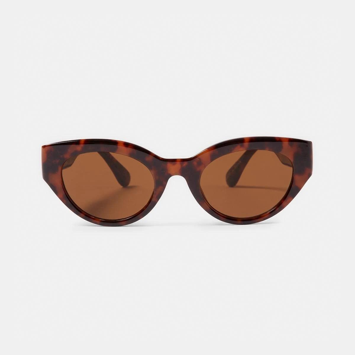1 Basic Cateye Sunglasses Drk Tort, 1 of 6