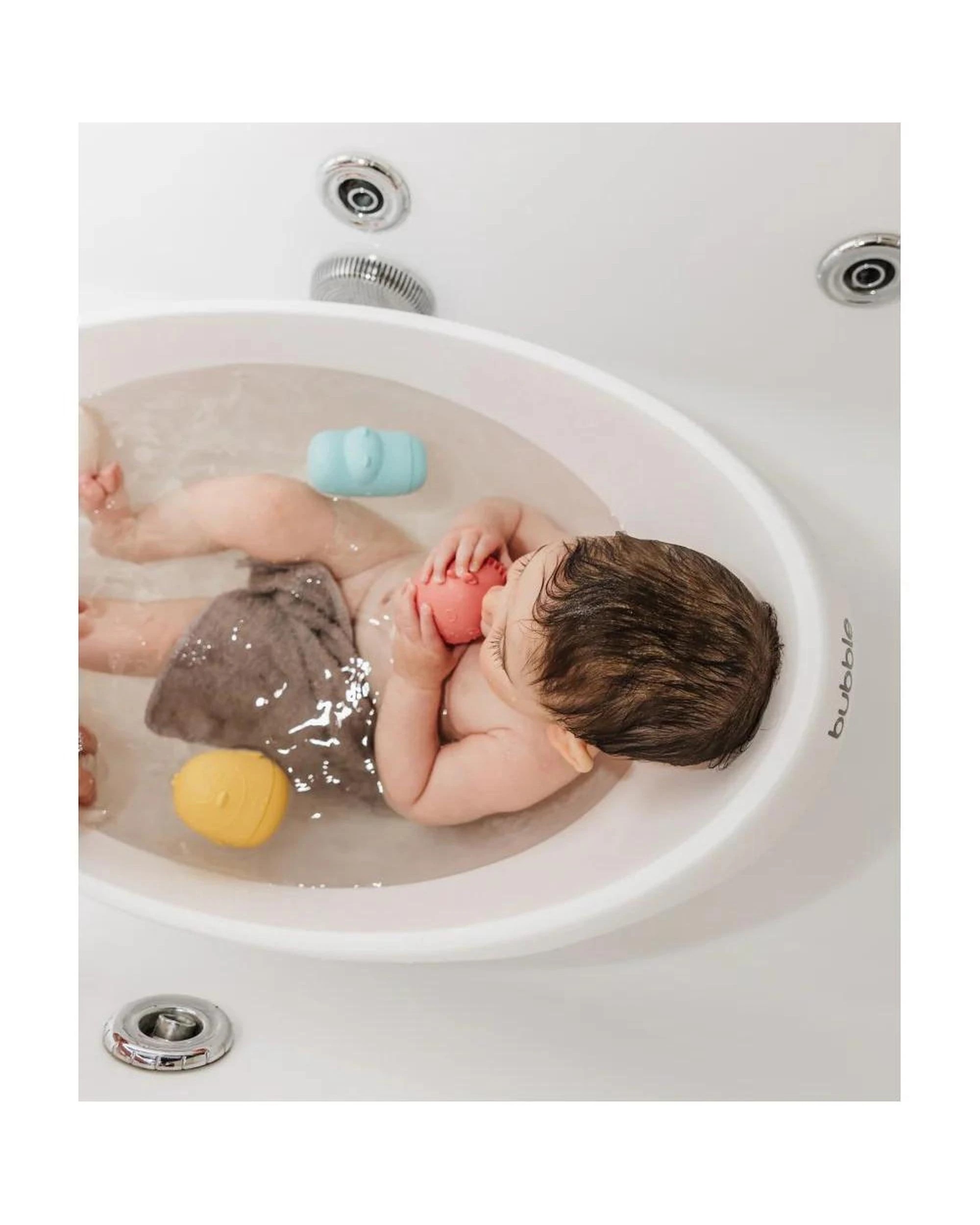 6 Bubble Baby Bath with Bath Seat & Newborn Insert - White, 6 of 8