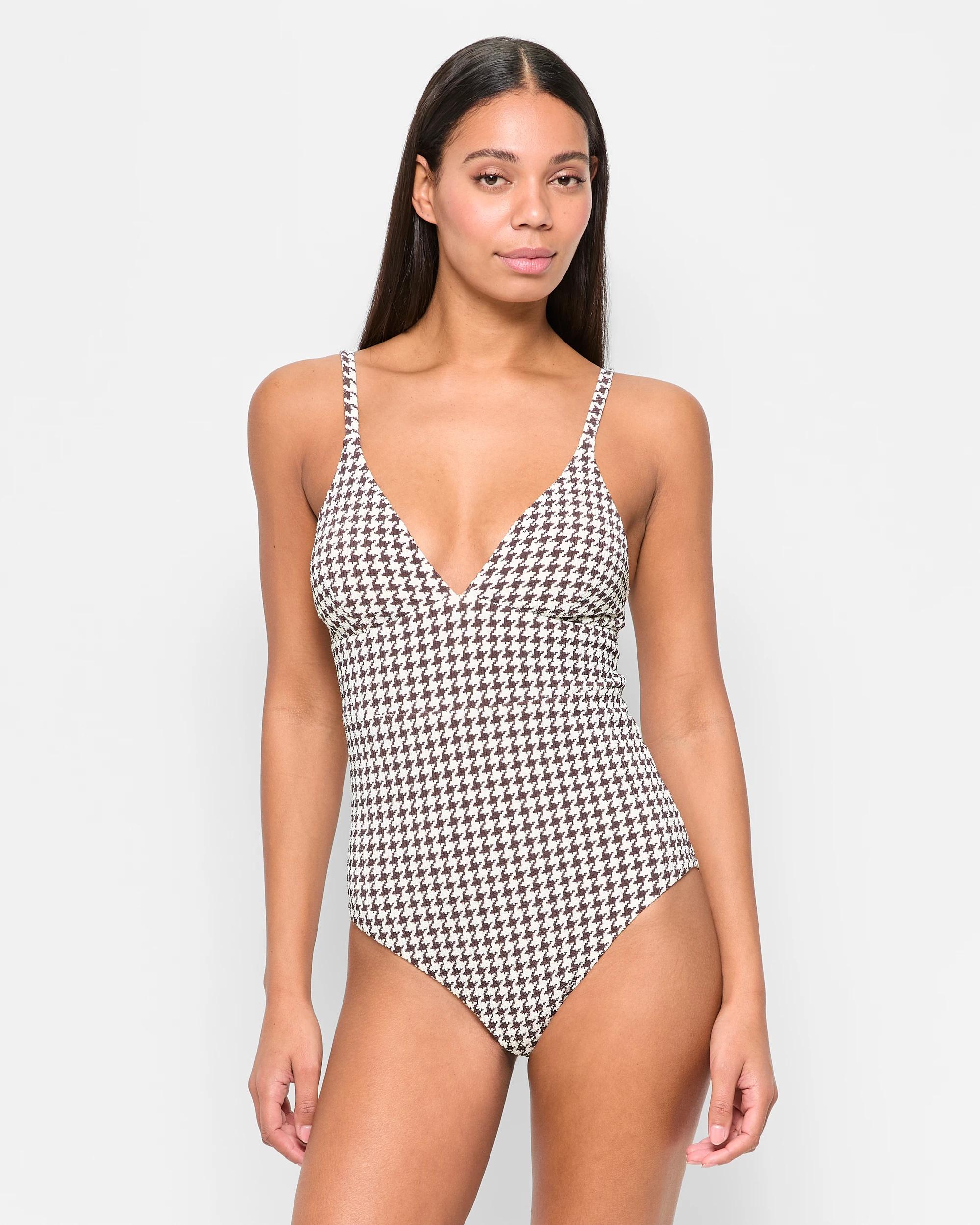 1 Target V-front Crinkle One Piece Bathers - Shape Your Body HOT CHOCOLATE/CREAM, 1 of 5
