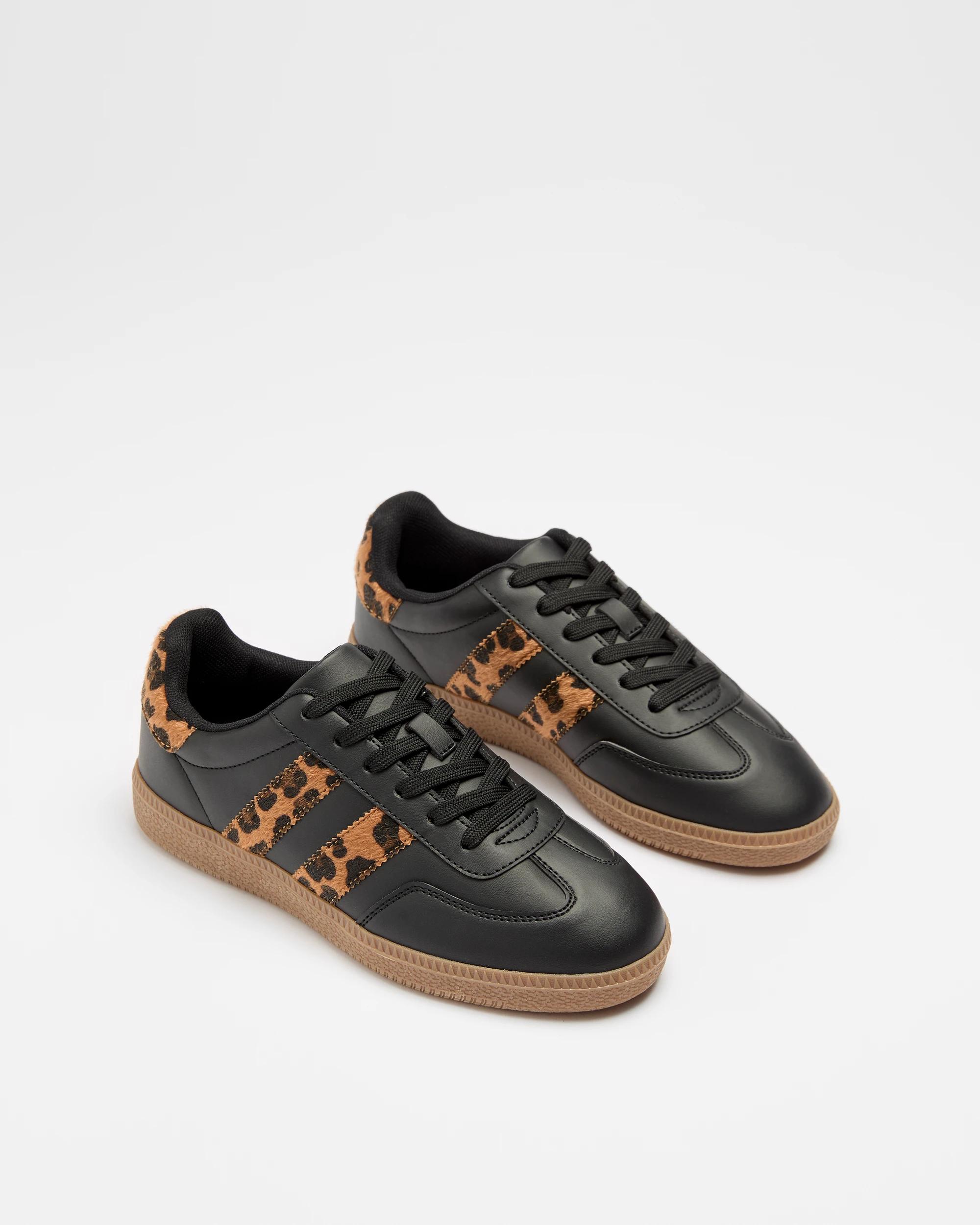 3 Target Womens Sneaker - Django LEOPARD, 3 of 3