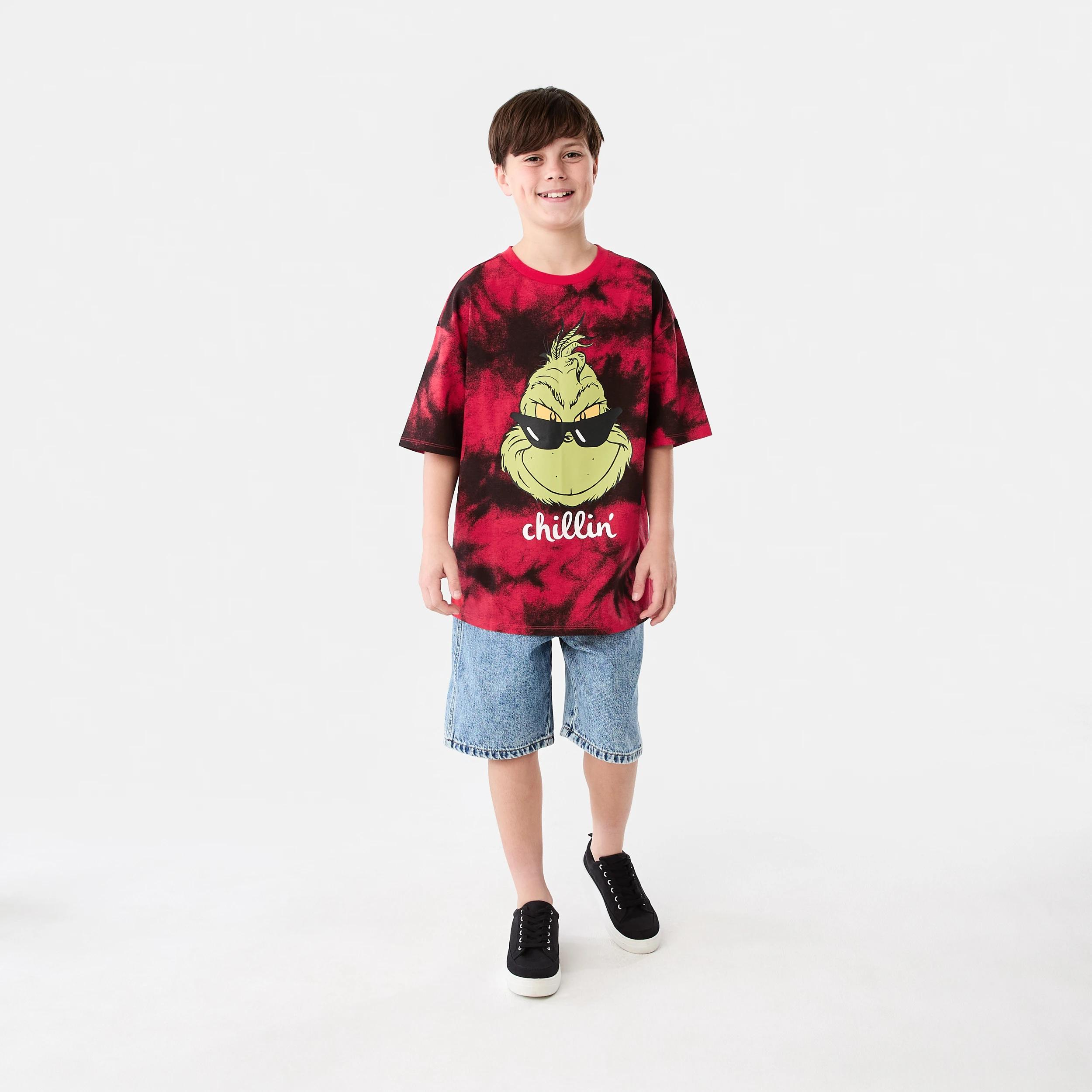 5 The Grinch License Christmas T-shirt XMAS GRINCH DESIGN, 5 of 6