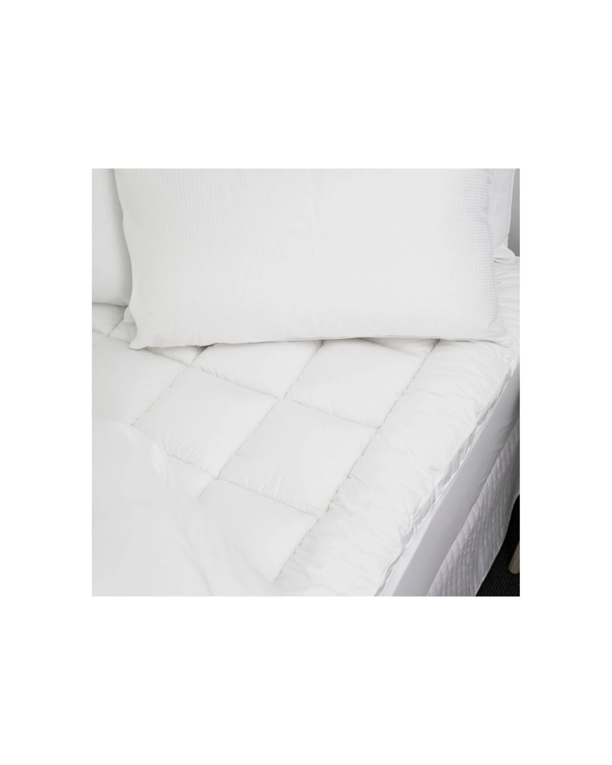 3 Tontine Classic Comfort Cool Dry Mattress Topper Climate Control - White, 3 of 4