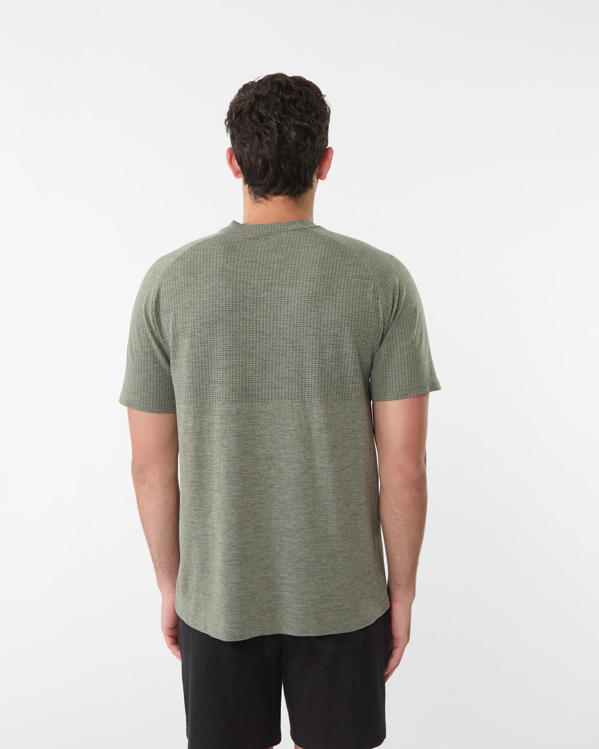 3 Active Mens Movement T-shirt Grn Marle, 3 of 6