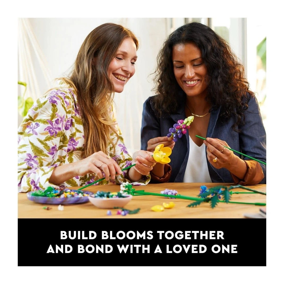 5 LEGO Botanicals Wildflower Bouquet 10313, 5 of 11