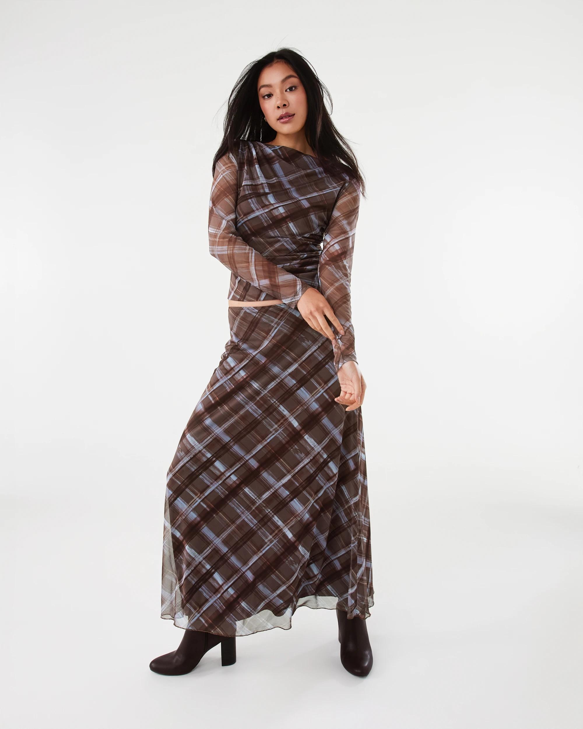 2 Long Sleeve Mesh Drape Top Choc Chk, 2 of 9