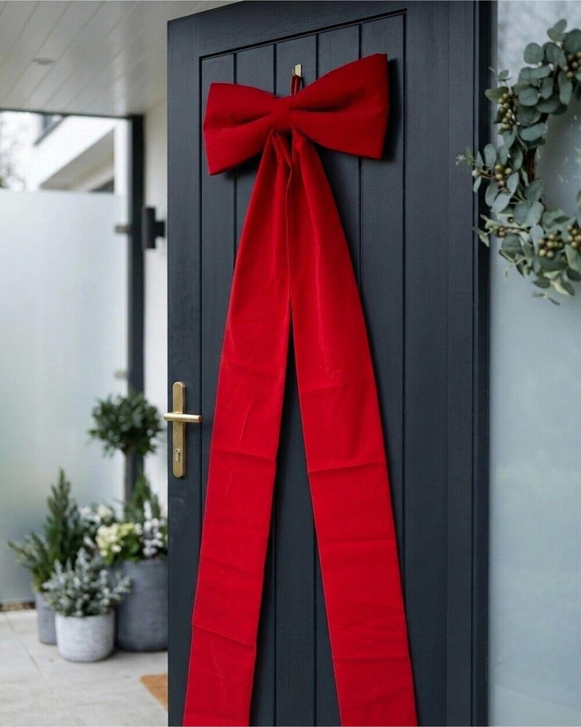 Christmas Warehouse Red Velour Luxury Statement Front Door Bow & Ribbon ...
