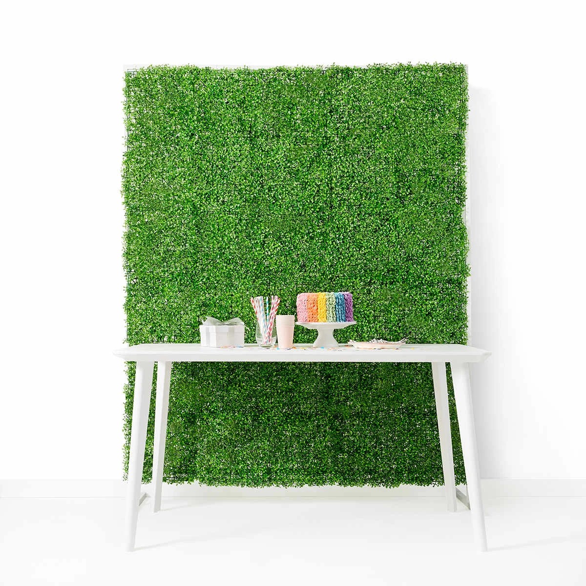1 30 Piece Artificial Green Foliage Backdrop, 1 of 8