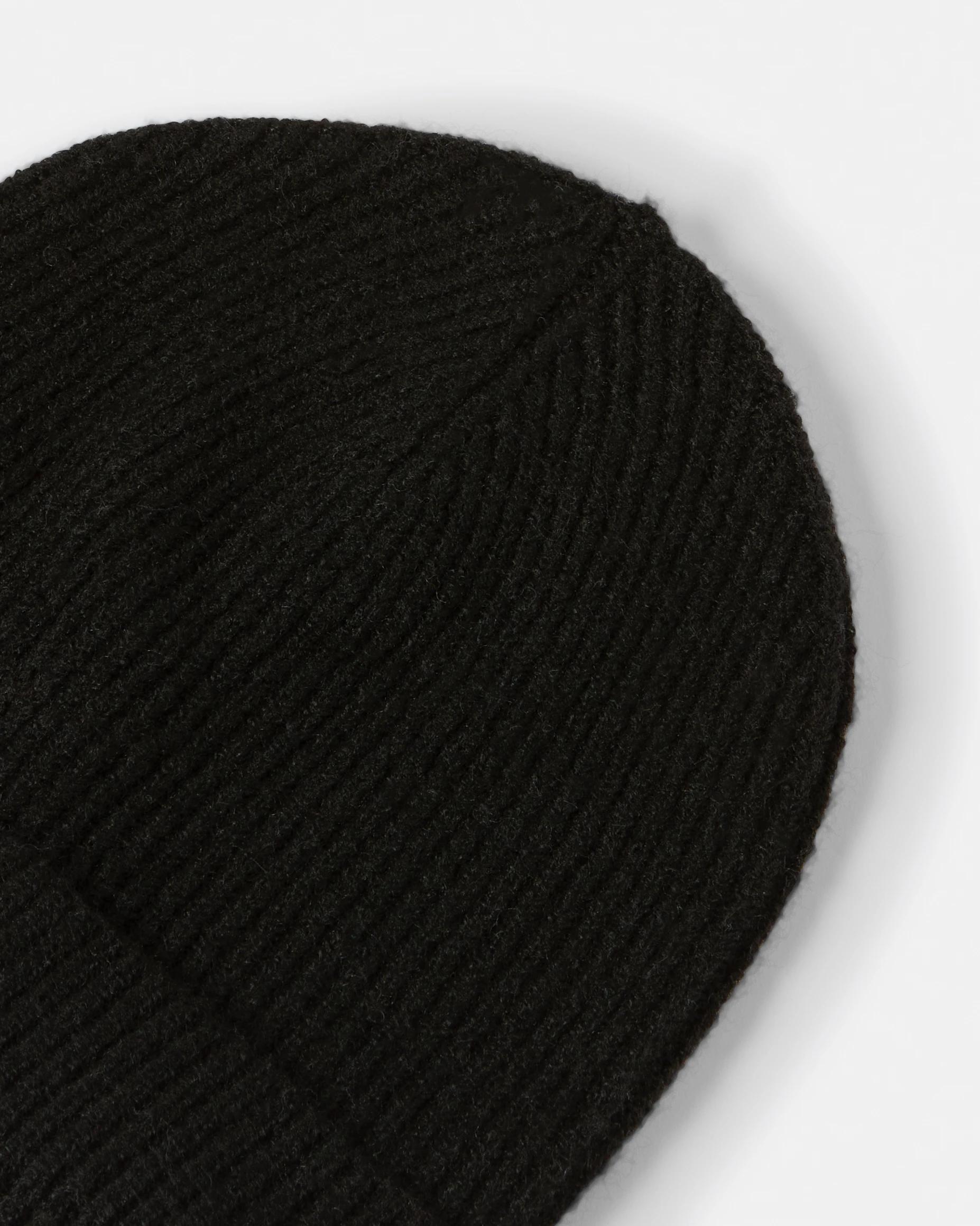3 Fine Knit Beanie Black, 3 of 3