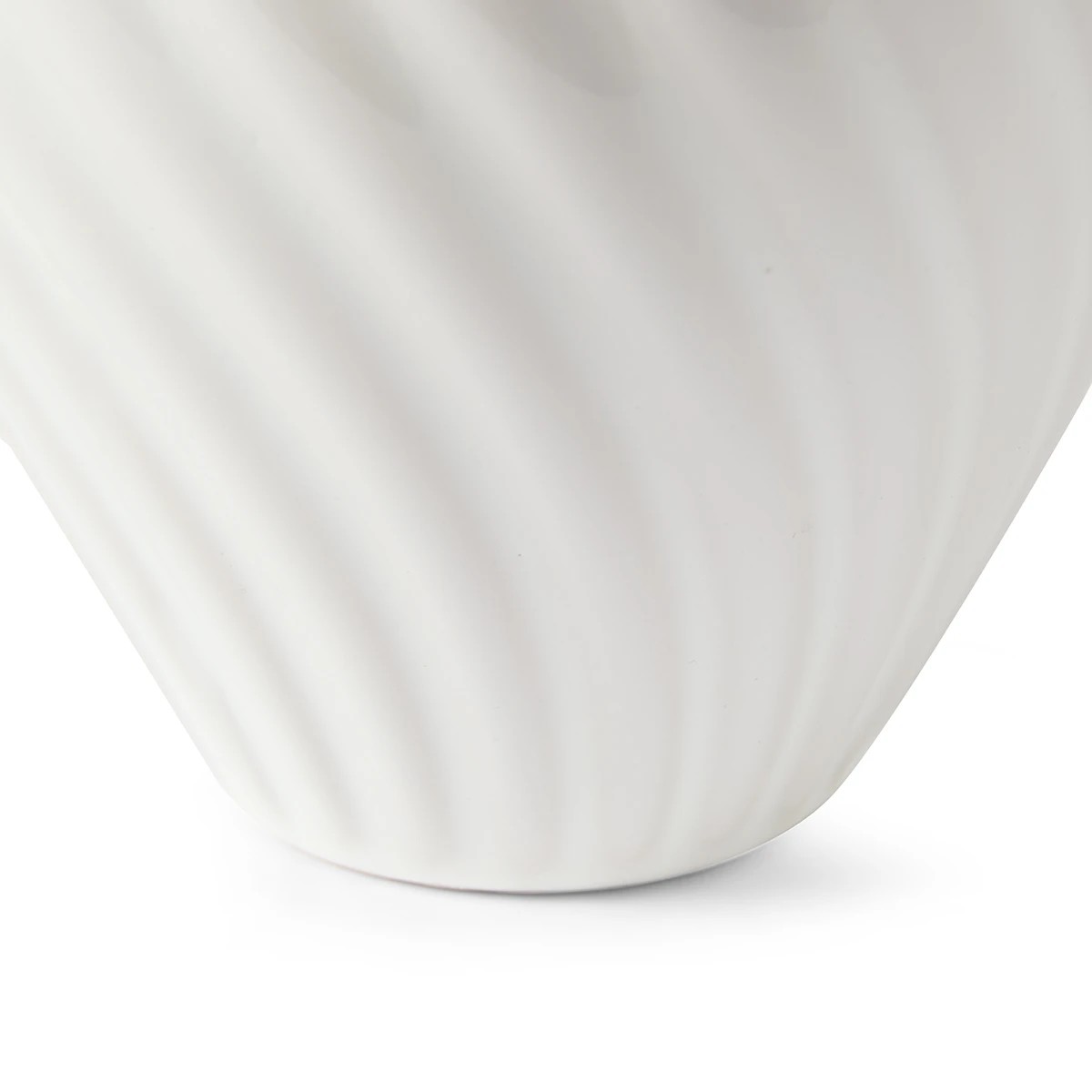 5 Linear Twirl Vase, 5 of 5