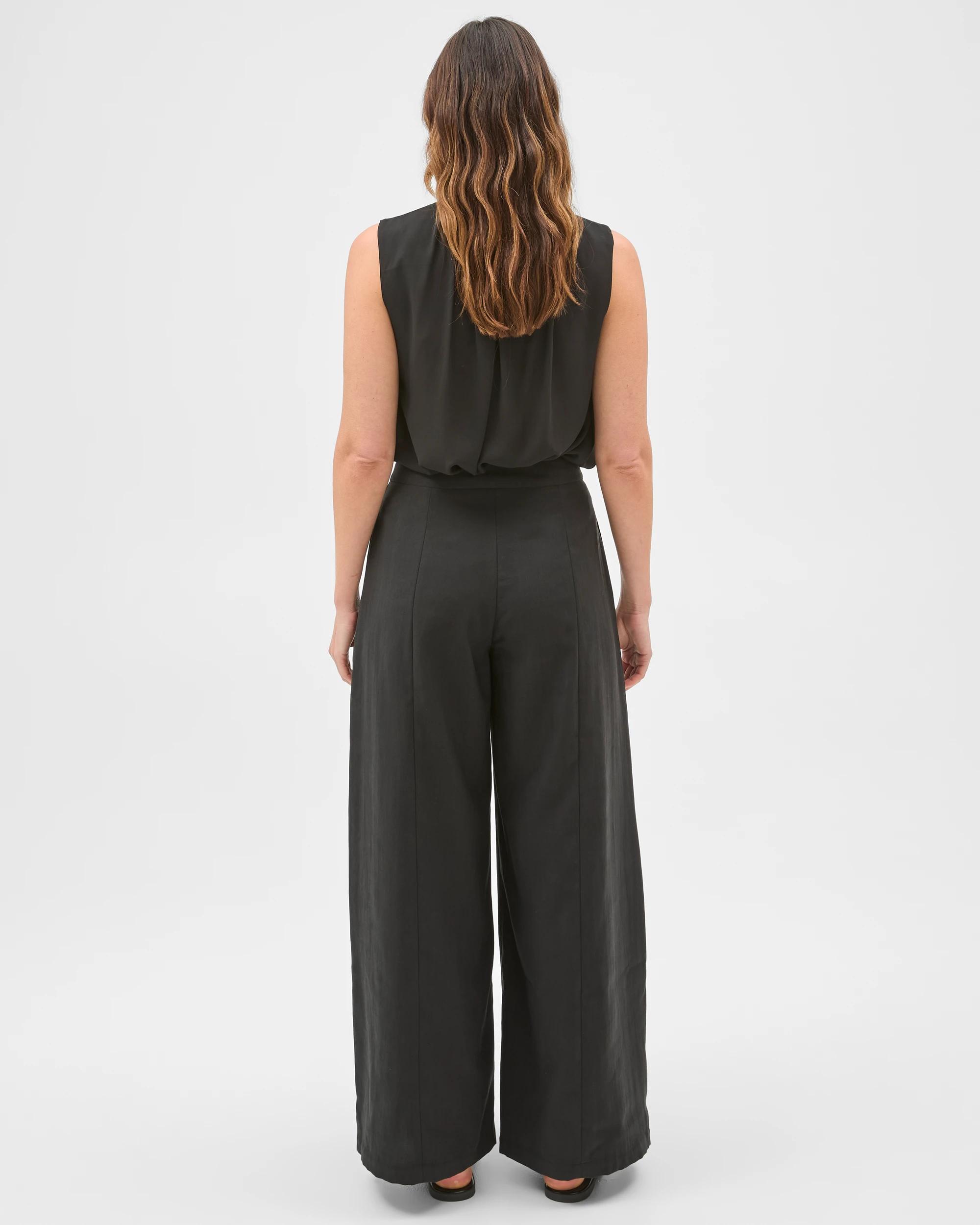 7 Preview Crossover Pleated Wide Leg Pants BLACK, 7 of 7