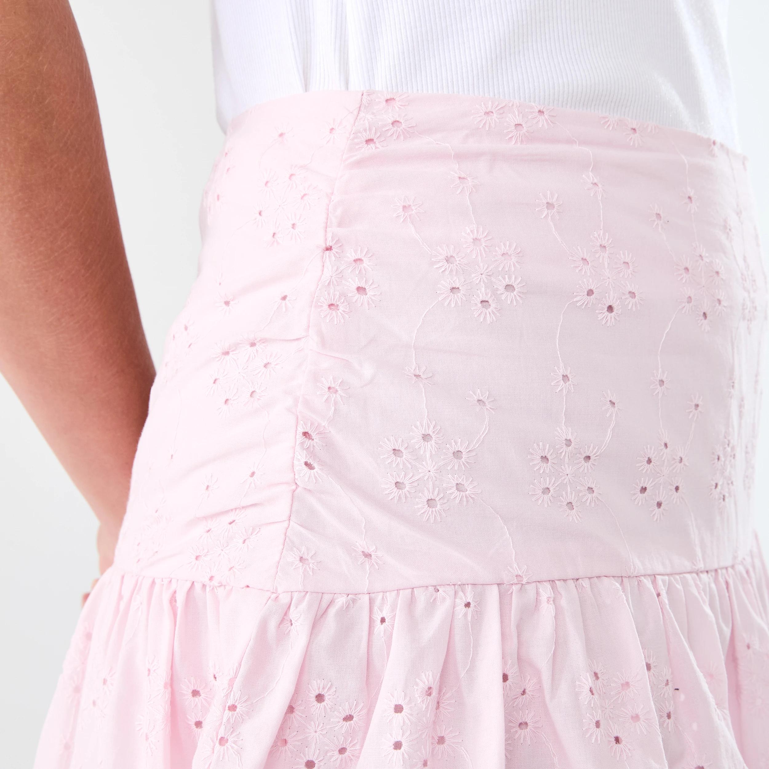 4 Broderie Mini Skort Soft Pink, 4 of 7