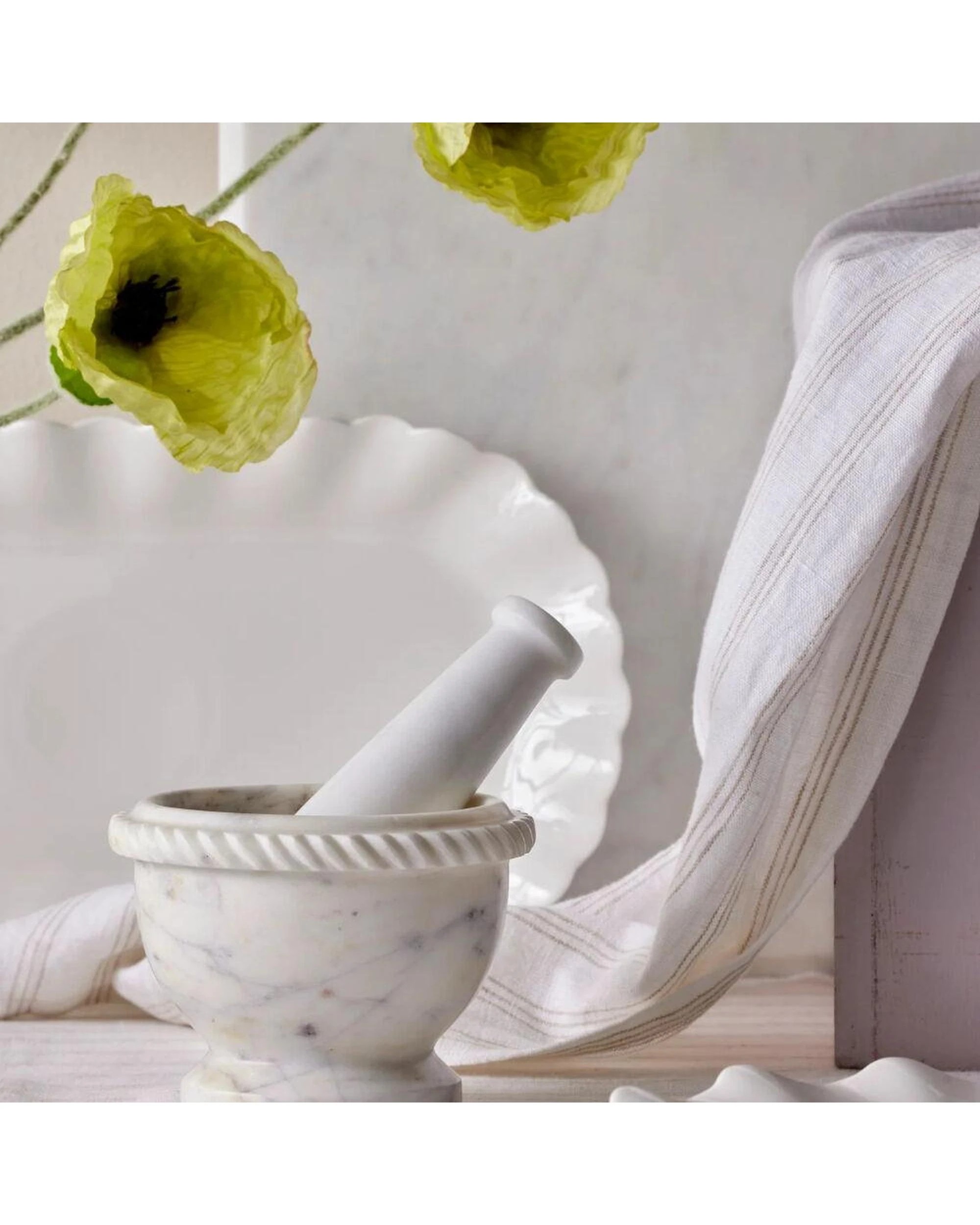 3 Society Home Margot Marble Mortar & Pestle White - White, 3 of 4