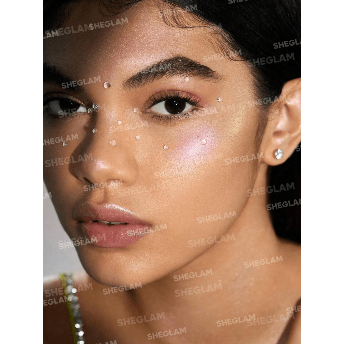 3 SHEGLAM Chroma-Glow Bloom Liquid Highlighter - Flying Comet, 3 of 6