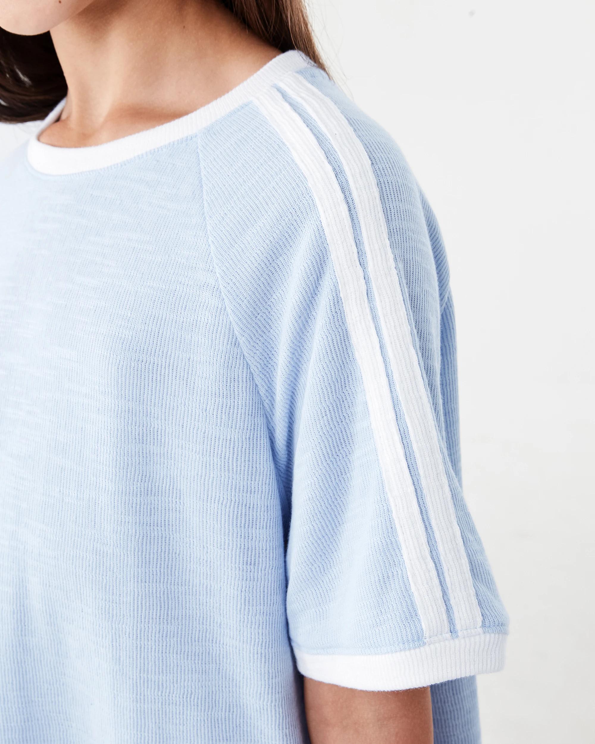 5 Textured Knit T-shirt Blu Badge, 5 of 8