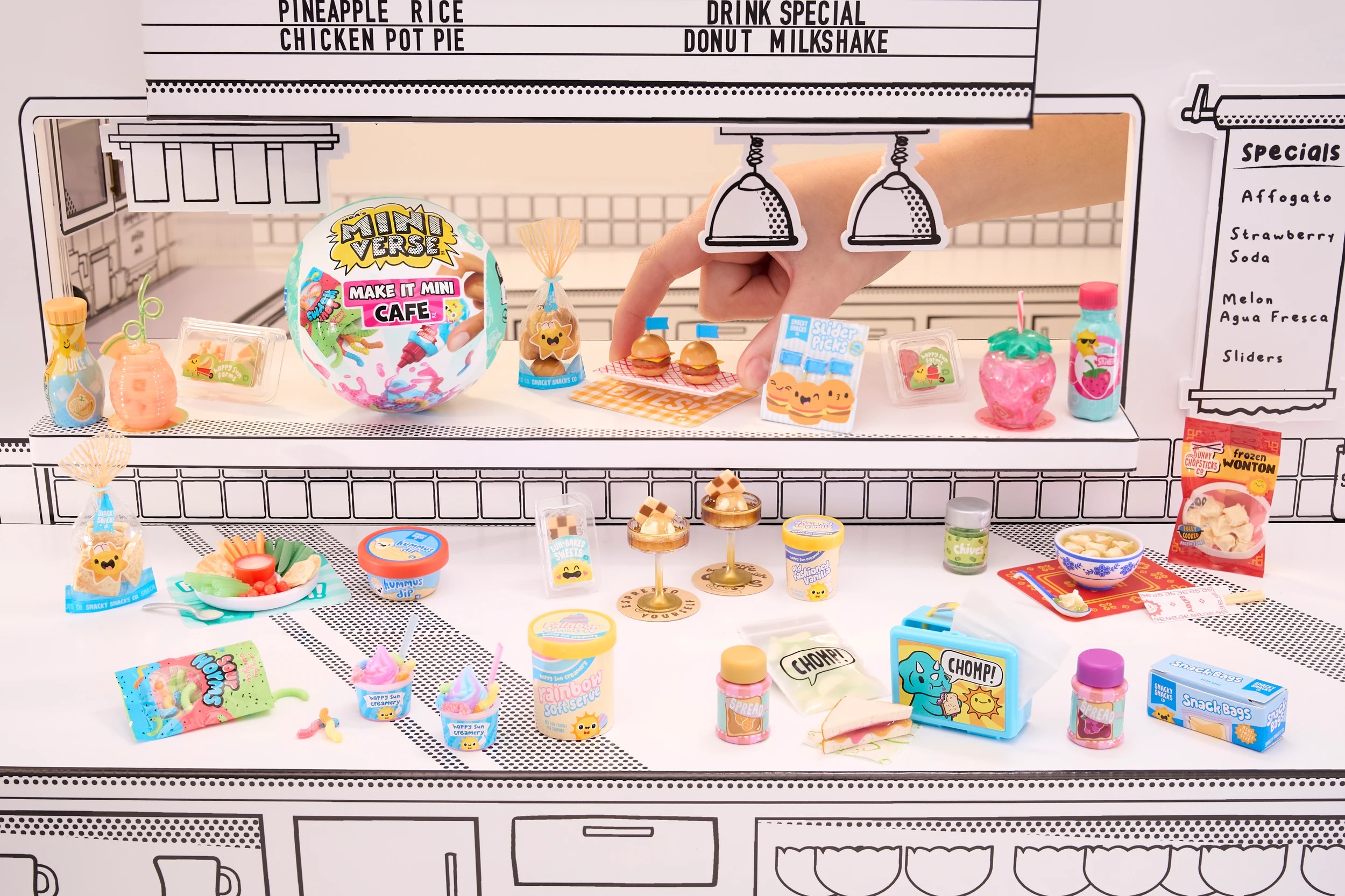 7 MGA's Miniverse - Make It Mini Foods: Cafe Series 5 in PDQ - Assorted, 7 of 7