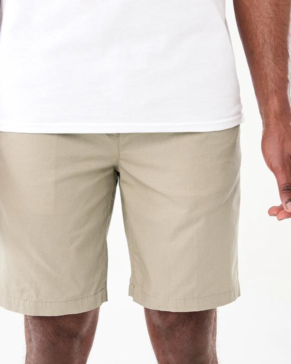 Fitted Waist Regular Chino Shorts