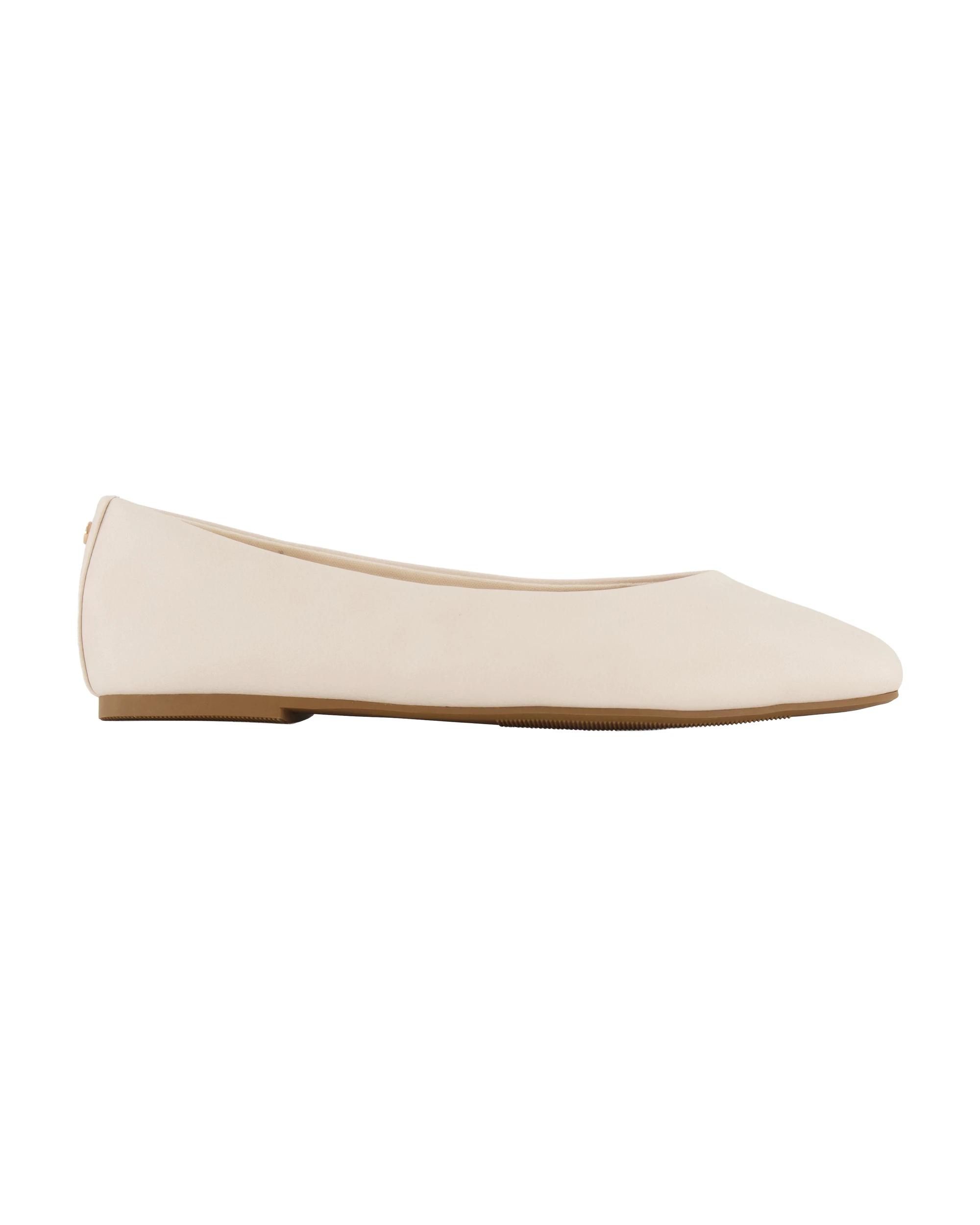 1 PU V Ballet Flats Ivory, 1 of 3