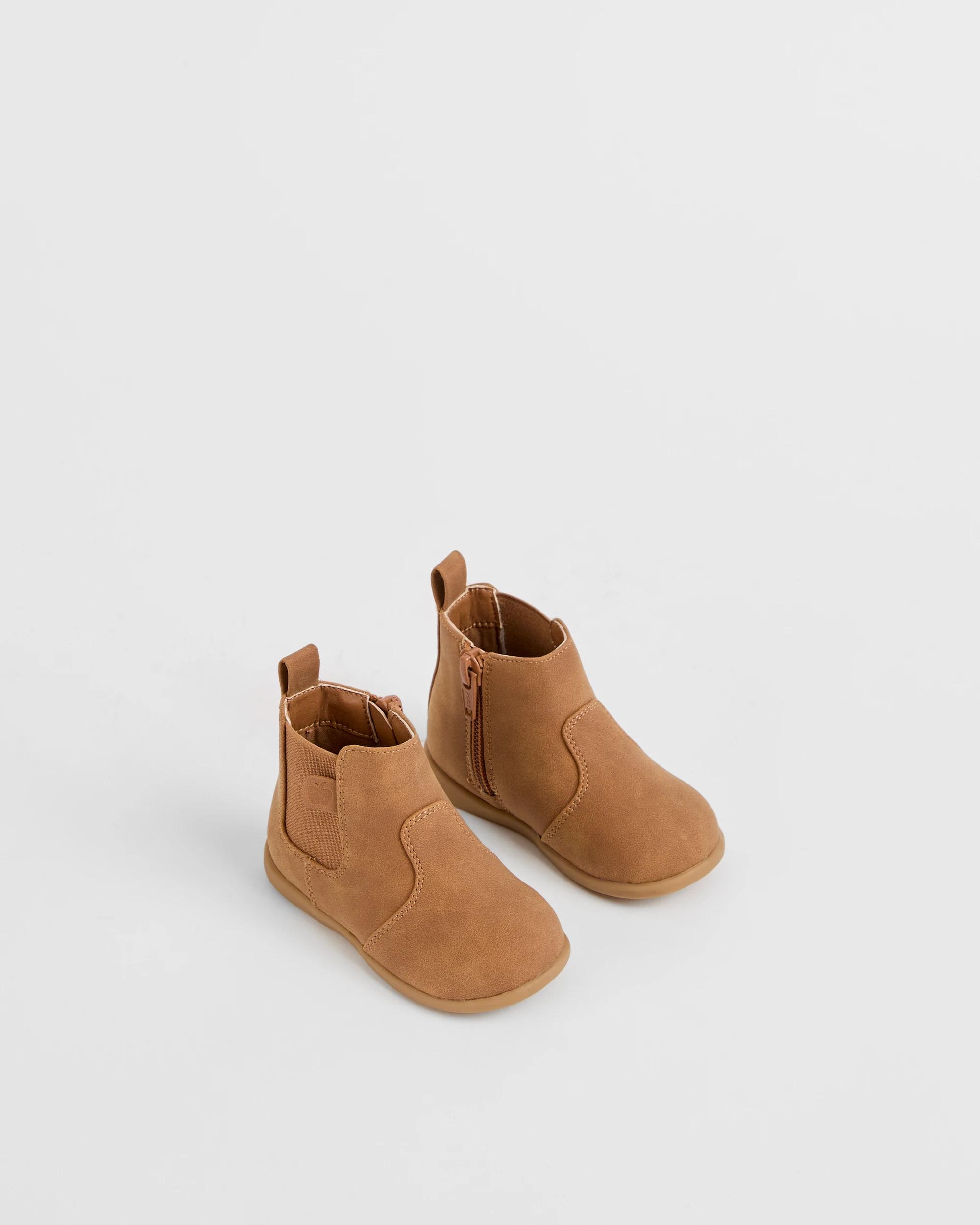 2 Target Baby First Walker Chelsea Boot SAND, 2 of 3