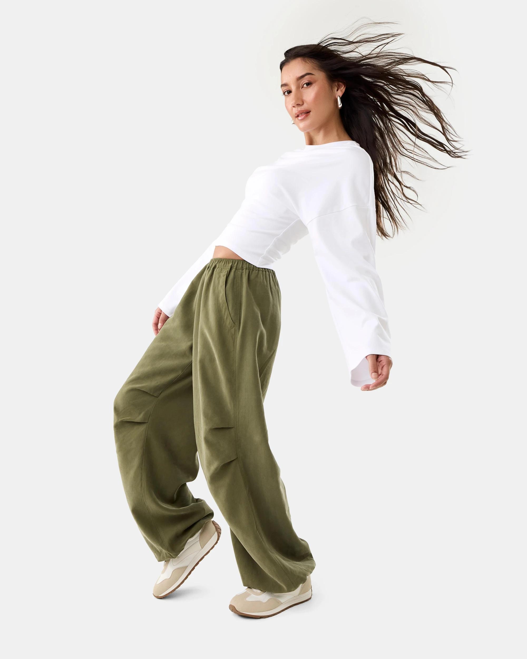 8 Long Sleeve Fitted Top White, 8 of 8