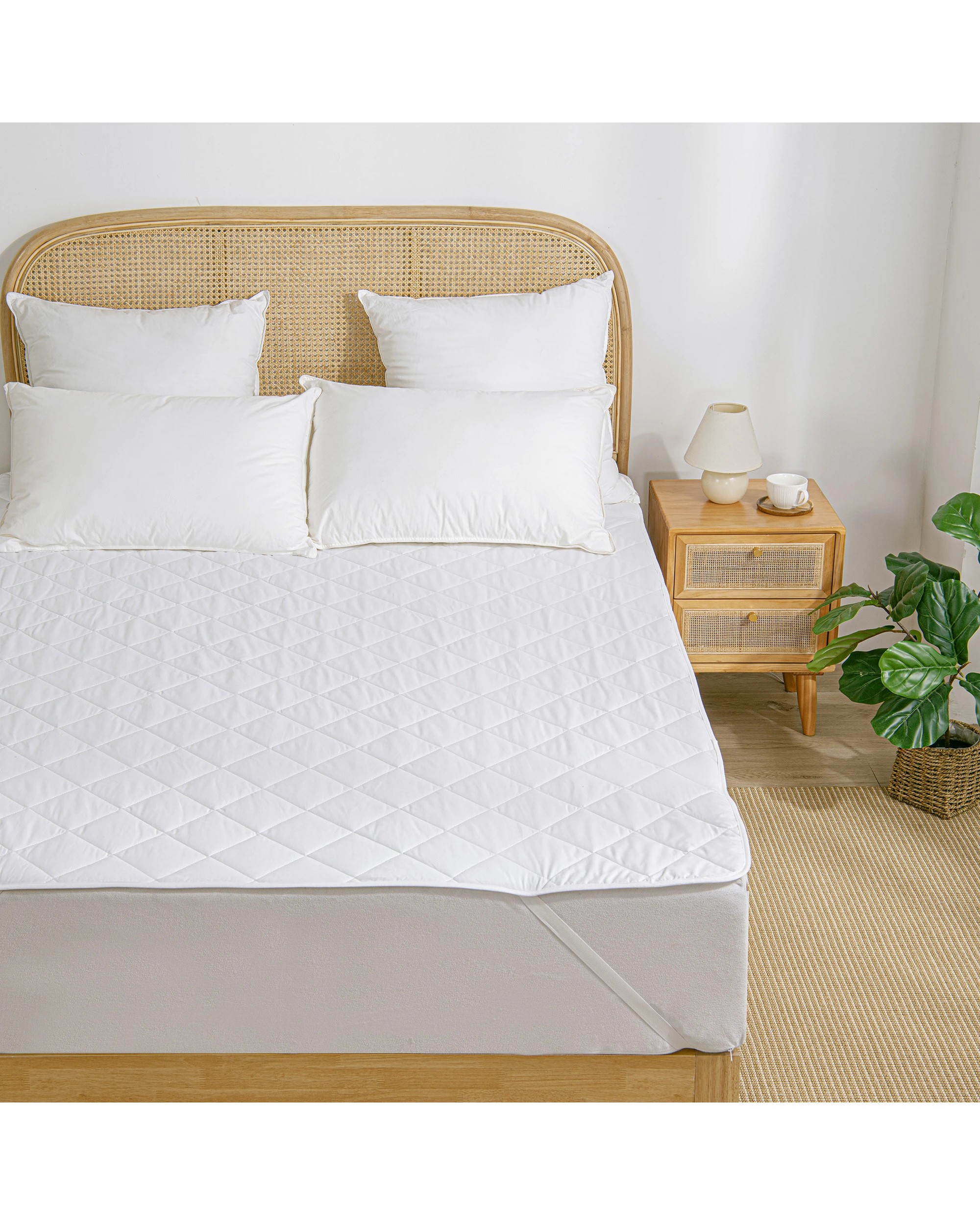 1 ESSN Commercial Cotton Cover Quilted Mattress Protector with Corner Straps - Double Bed - White, 1 of 5