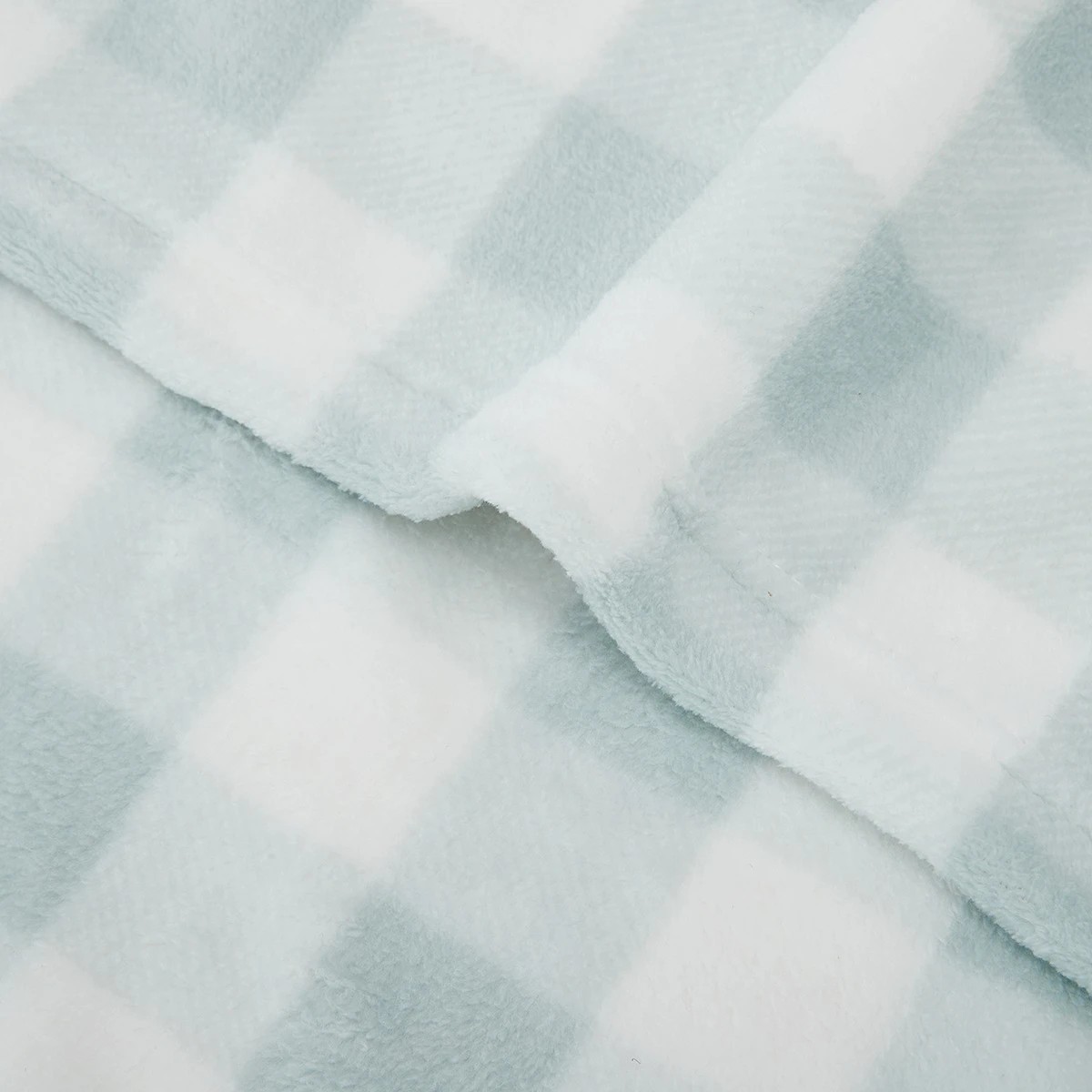 4 Coral Fleece Blanket - Green, 4 of 5