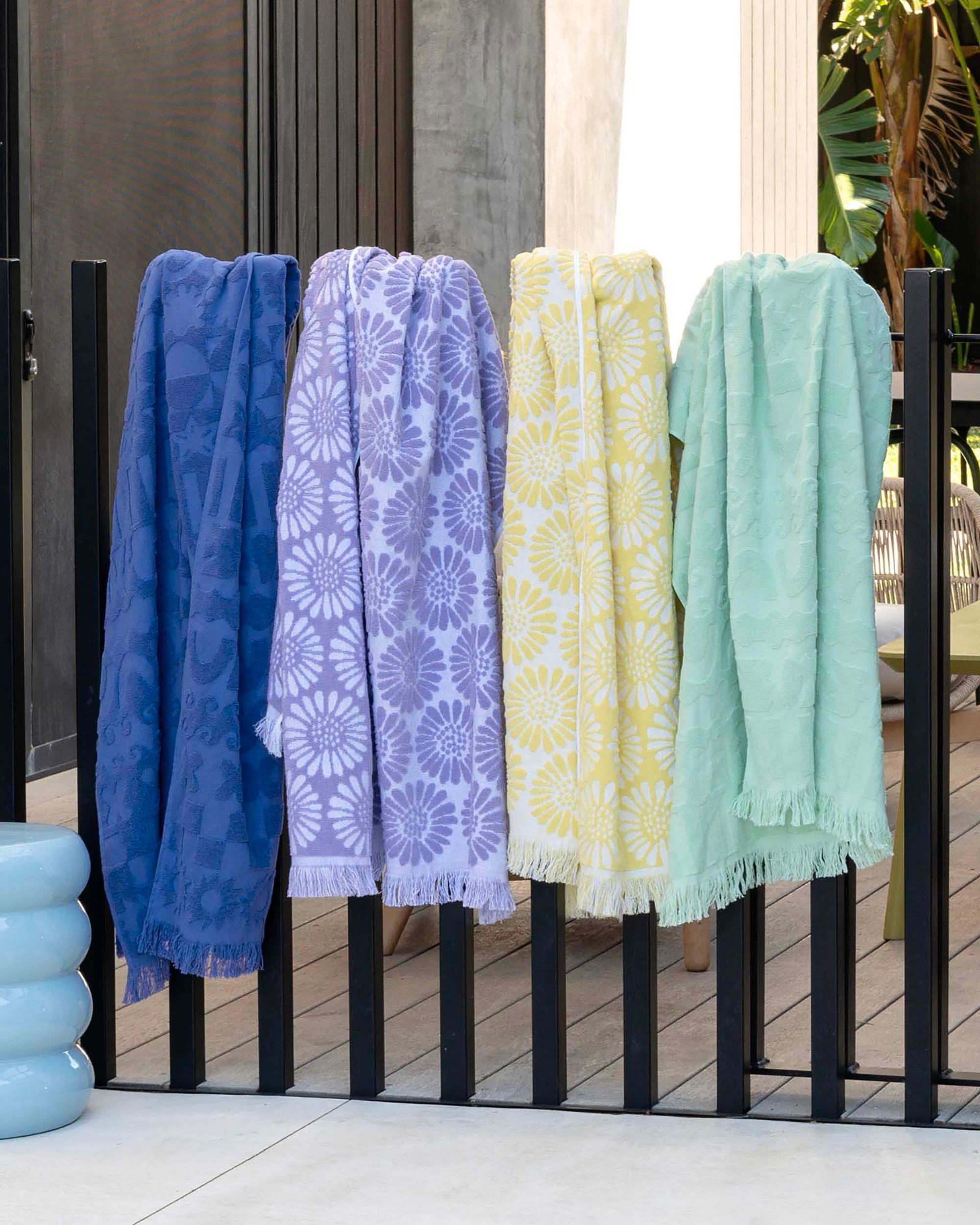 Bambury Daisy HiLo Cotton Beach Towel Soft Absorbent Natural Fringe ...