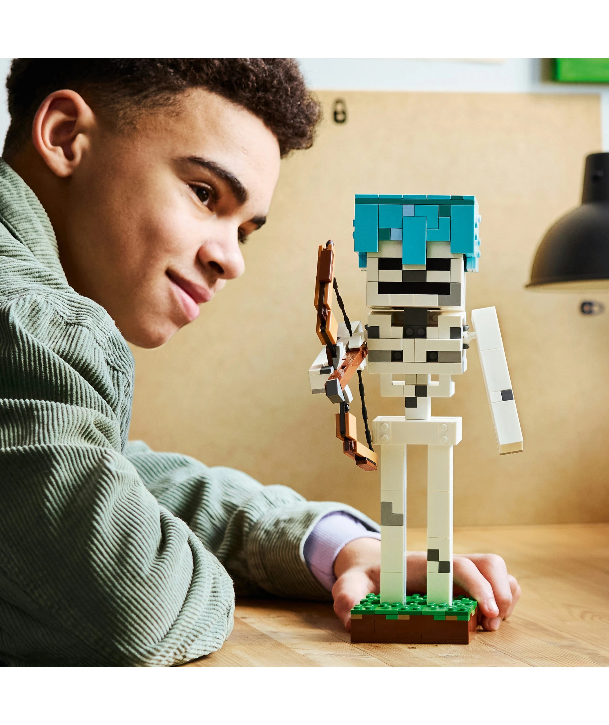 8 LEGO Minecraft The Skeleton 21594, 8 of 10
