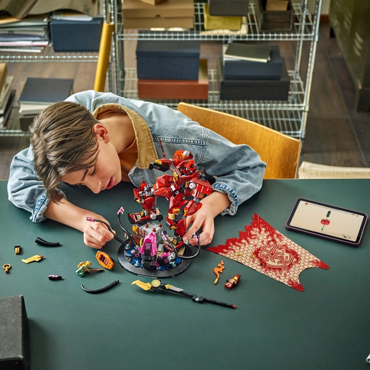 6 LEGO NINJAGO The Fire Knight Mech 71846, 6 of 10