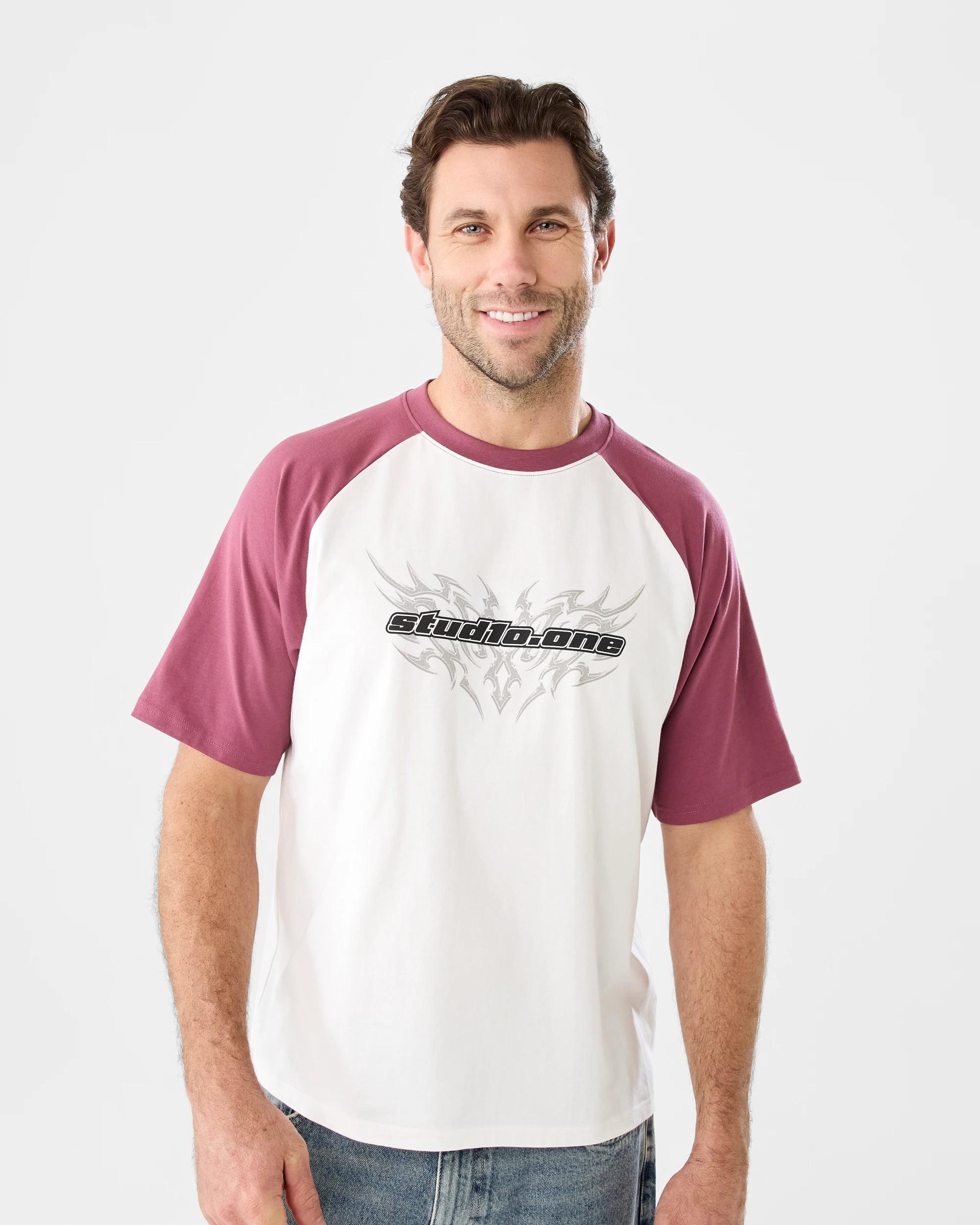 1 Boxy Raglan Print T-shirt Wht Tribal, 1 of 4