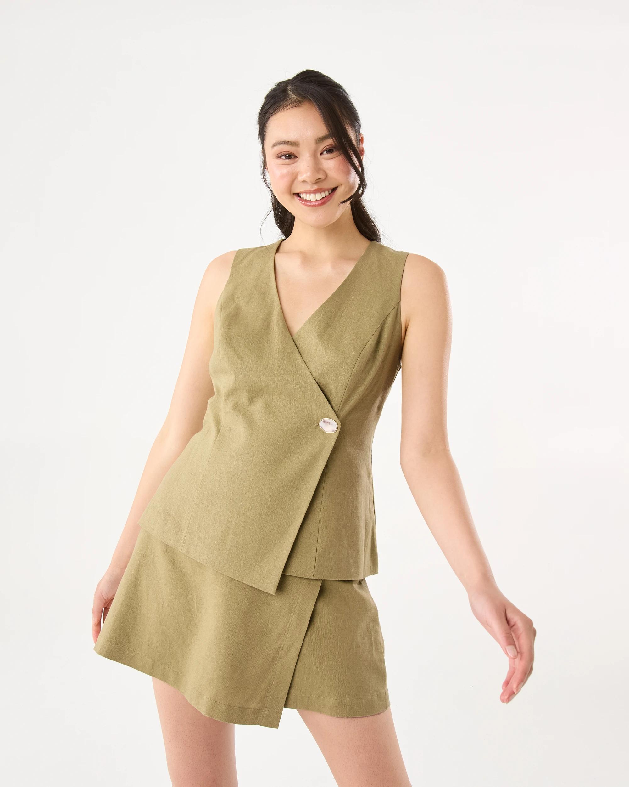 8 Sleeveless Wrap Linen Blend Waistcoat Urban Grn, 8 of 8