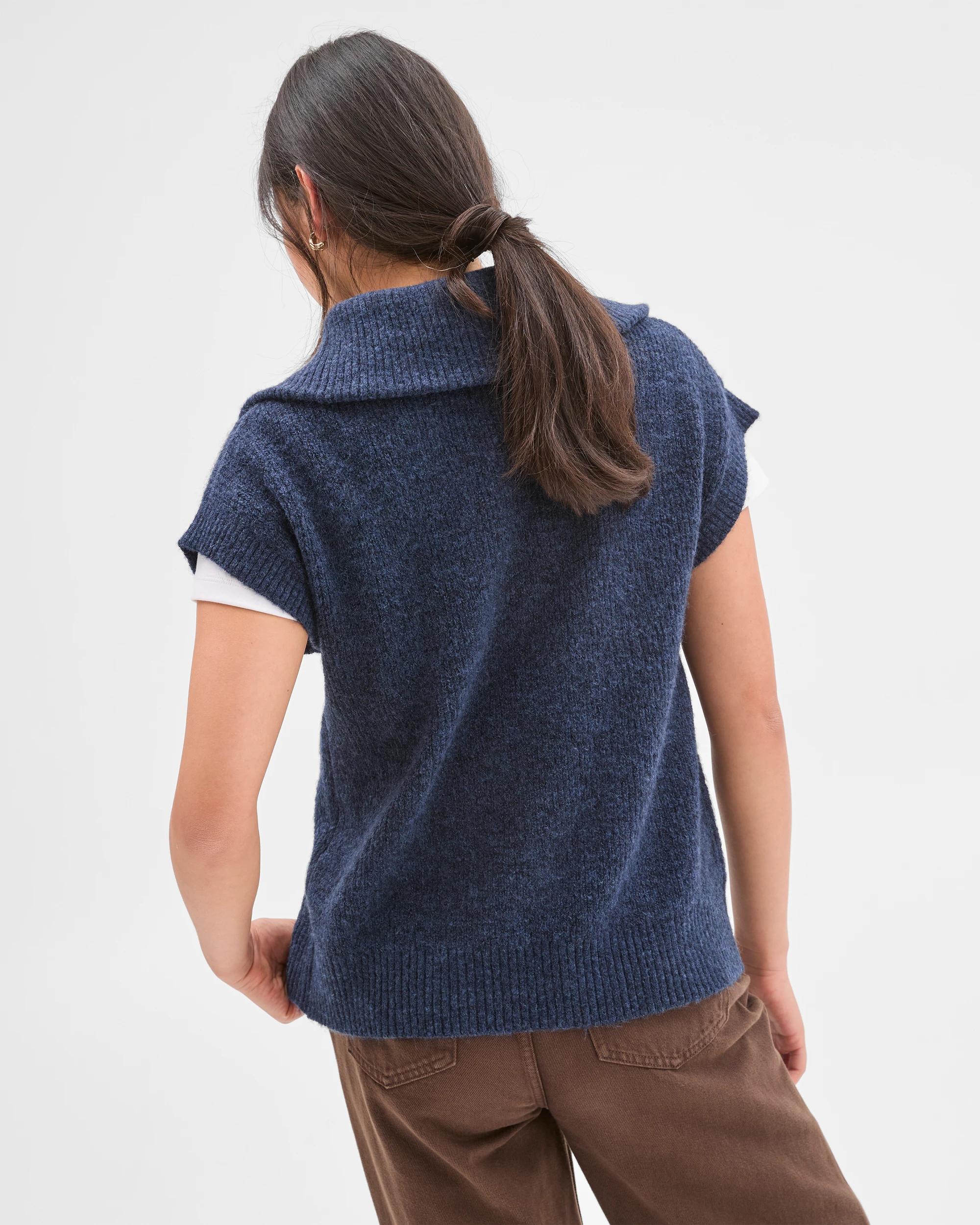 6 Target Woman Lightweight Lofty Cable Knit Vest NAVY, 6 of 6