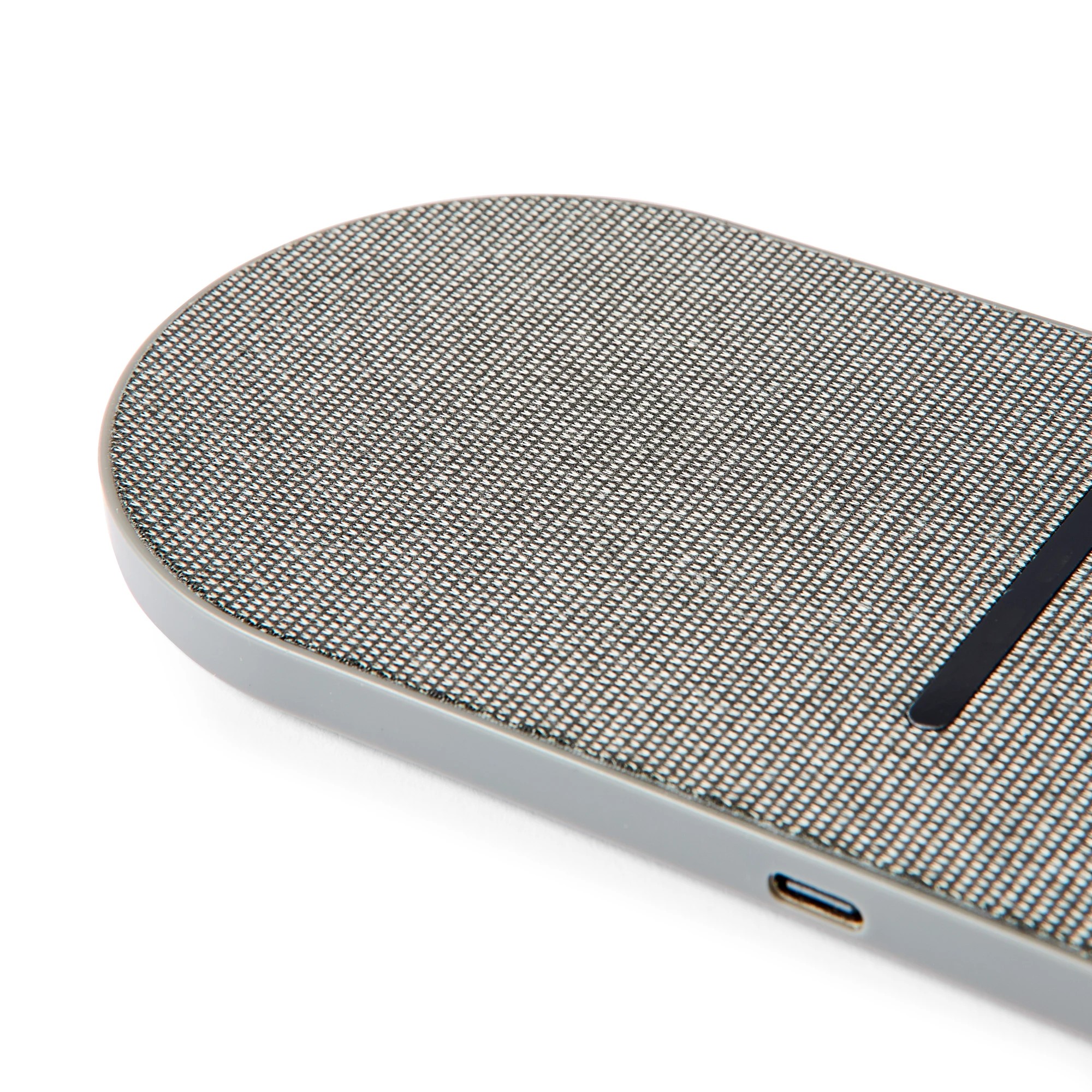 8 Dual Wireless Charging Pad, 8 of 10