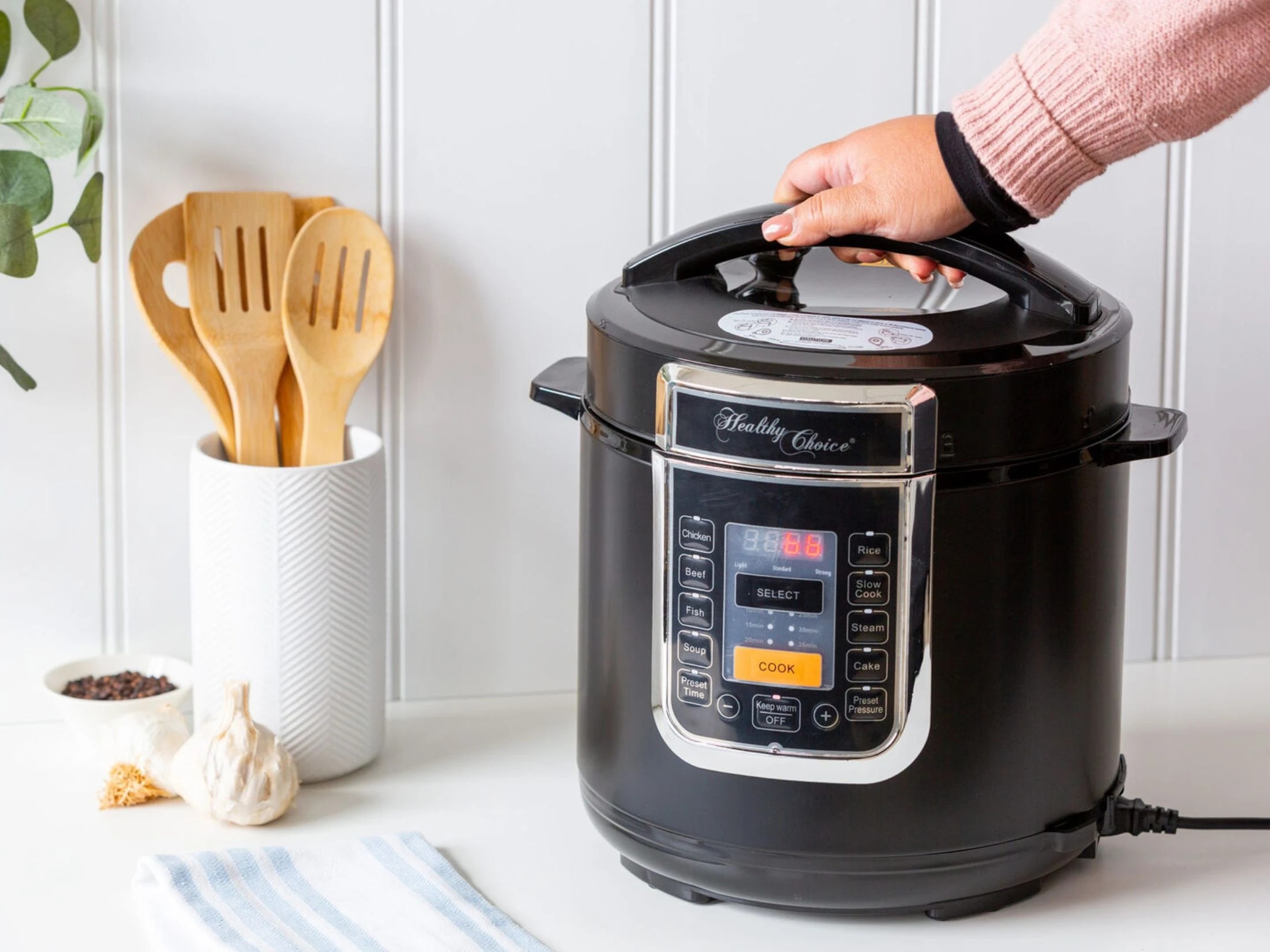 4 Healthy Choice 6L Ceramic Coated, PFAS Free Automatic Pressure Cooker, 4 of 4