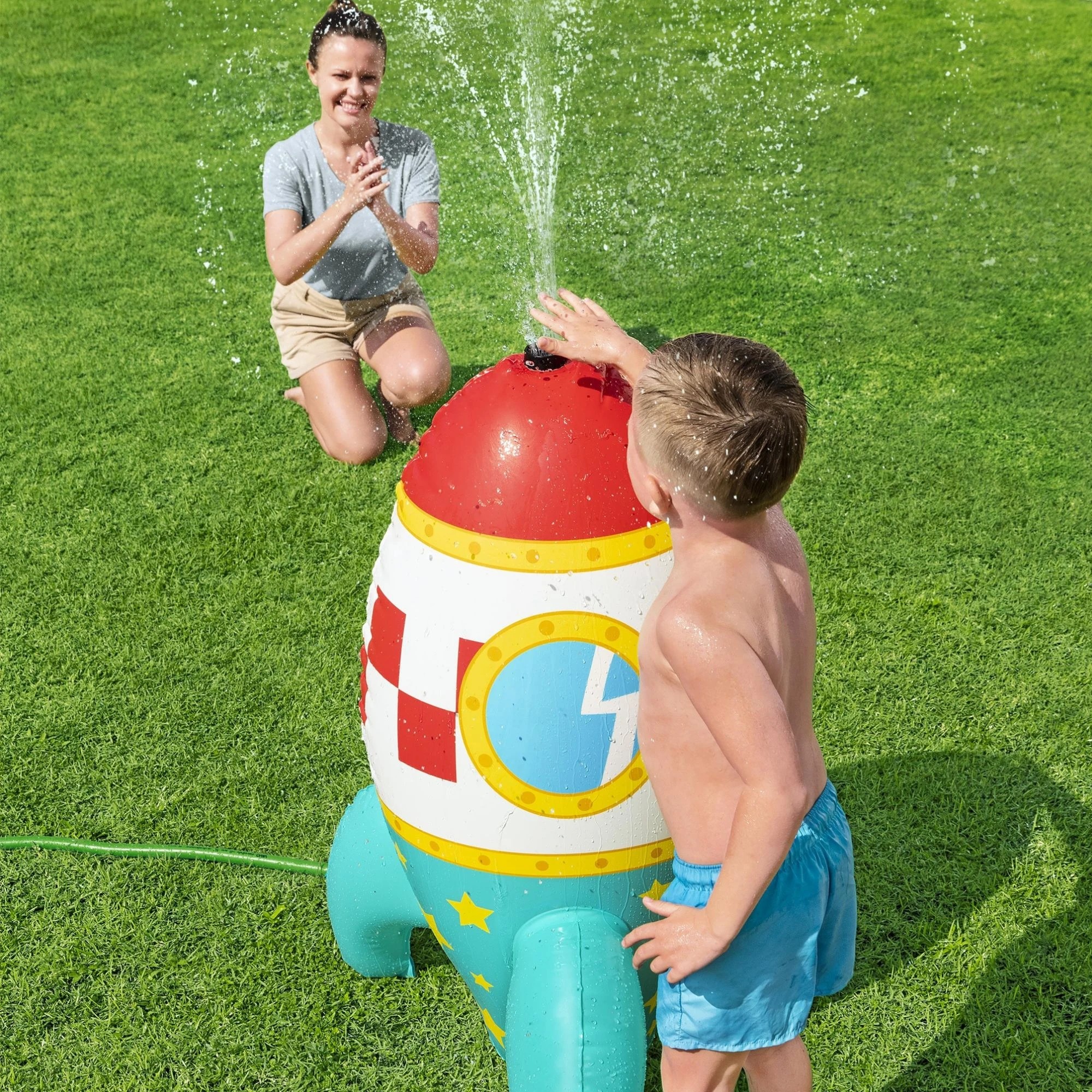 2 Bestway 25" x 24" x 40"/64cm x 61cm x 1.02m Space Blast Sprinkler, 2 of 5